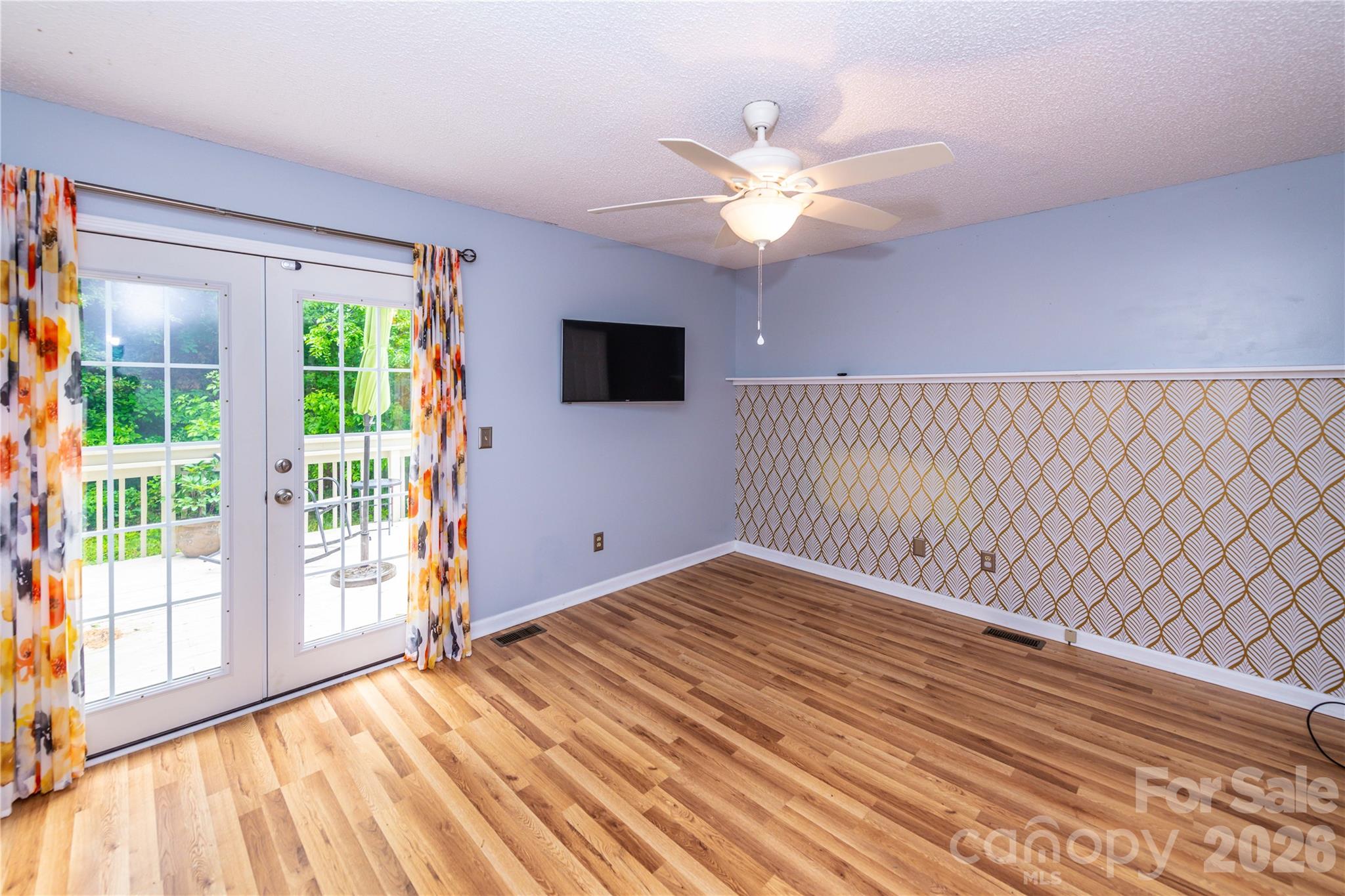 3240 Carlyle Drive Property Photo 21
