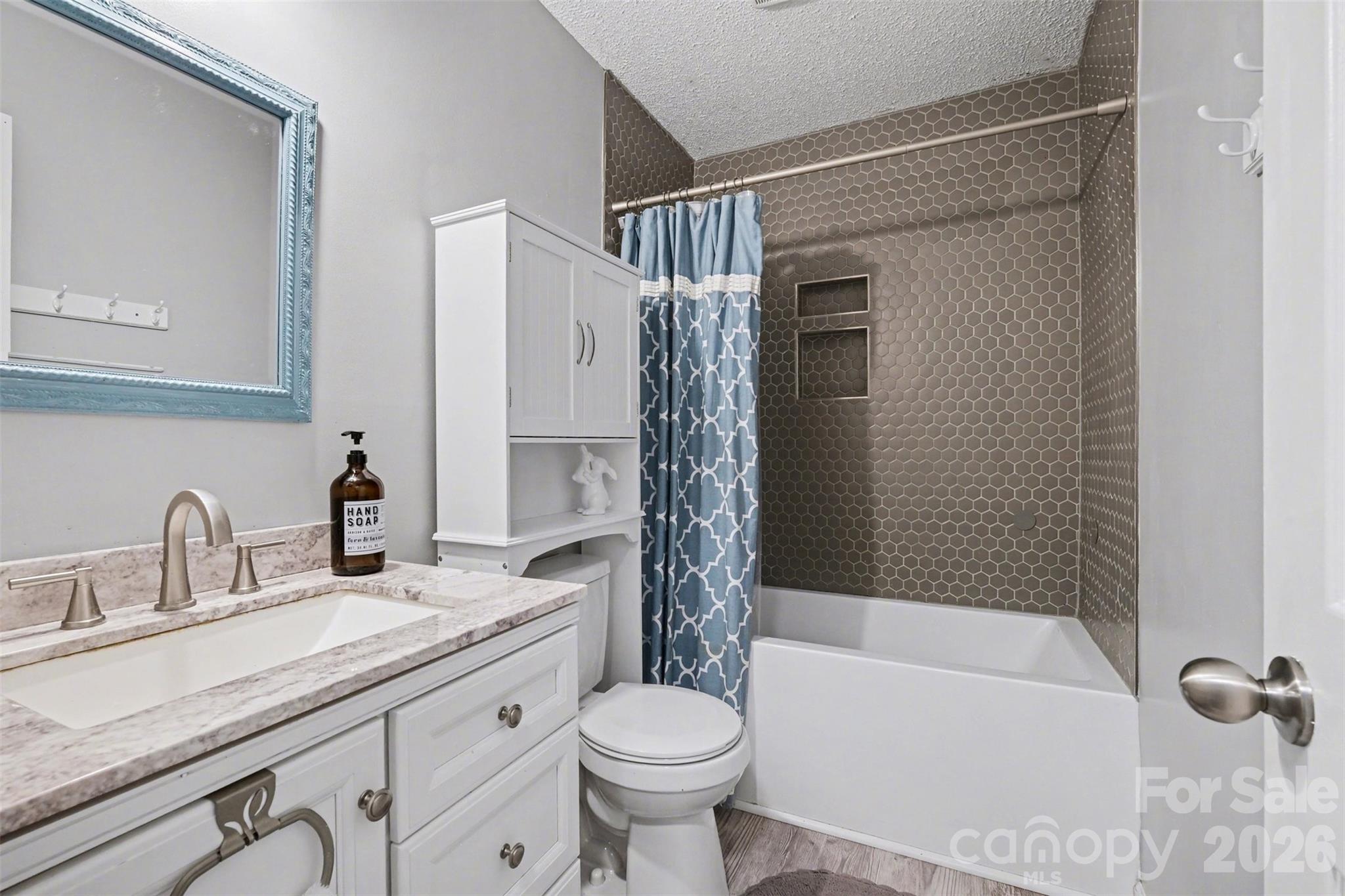 3240 Carlyle Drive Property Photo 36