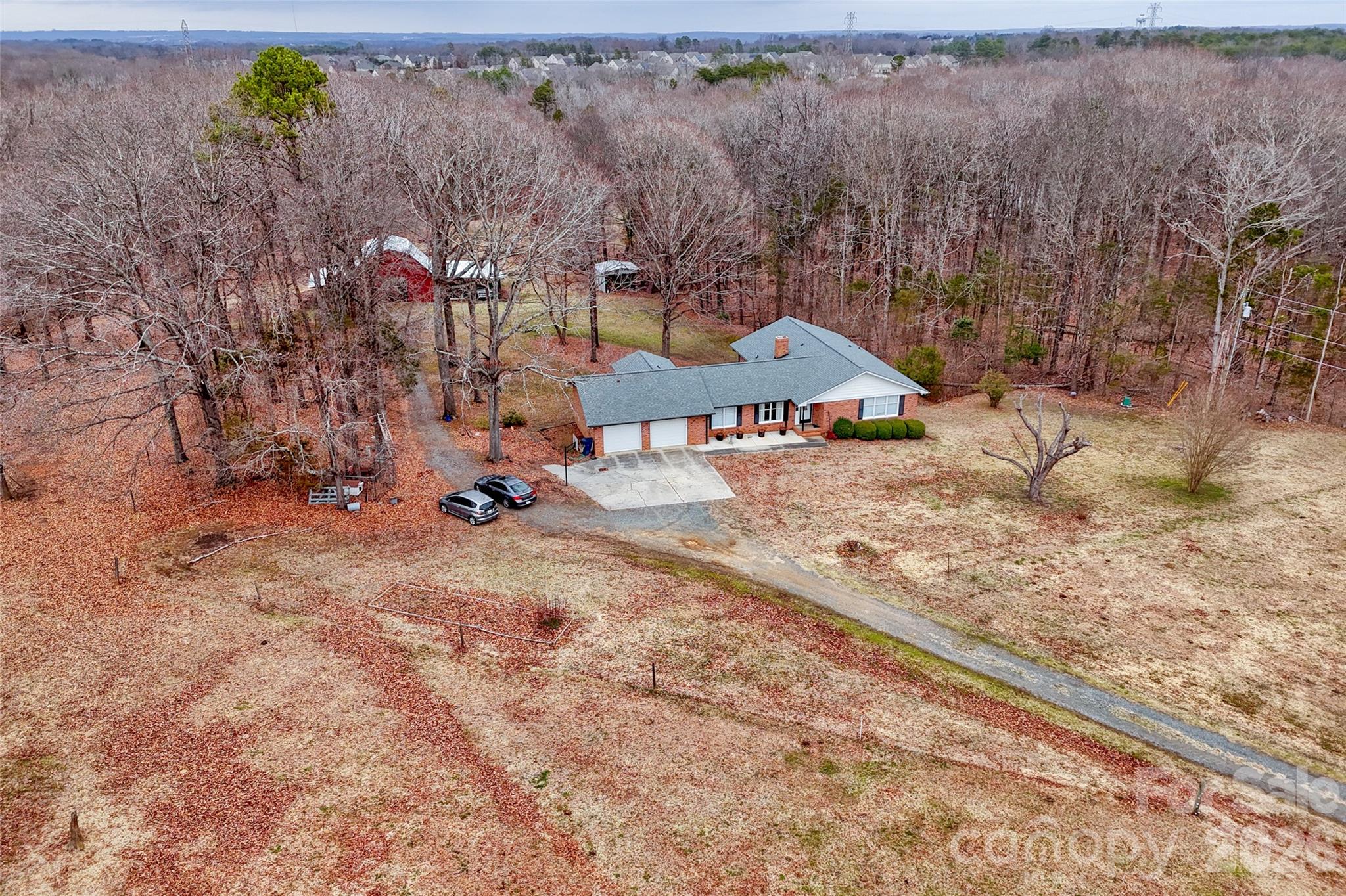9201 Mccorkle Lane Property Photo 2