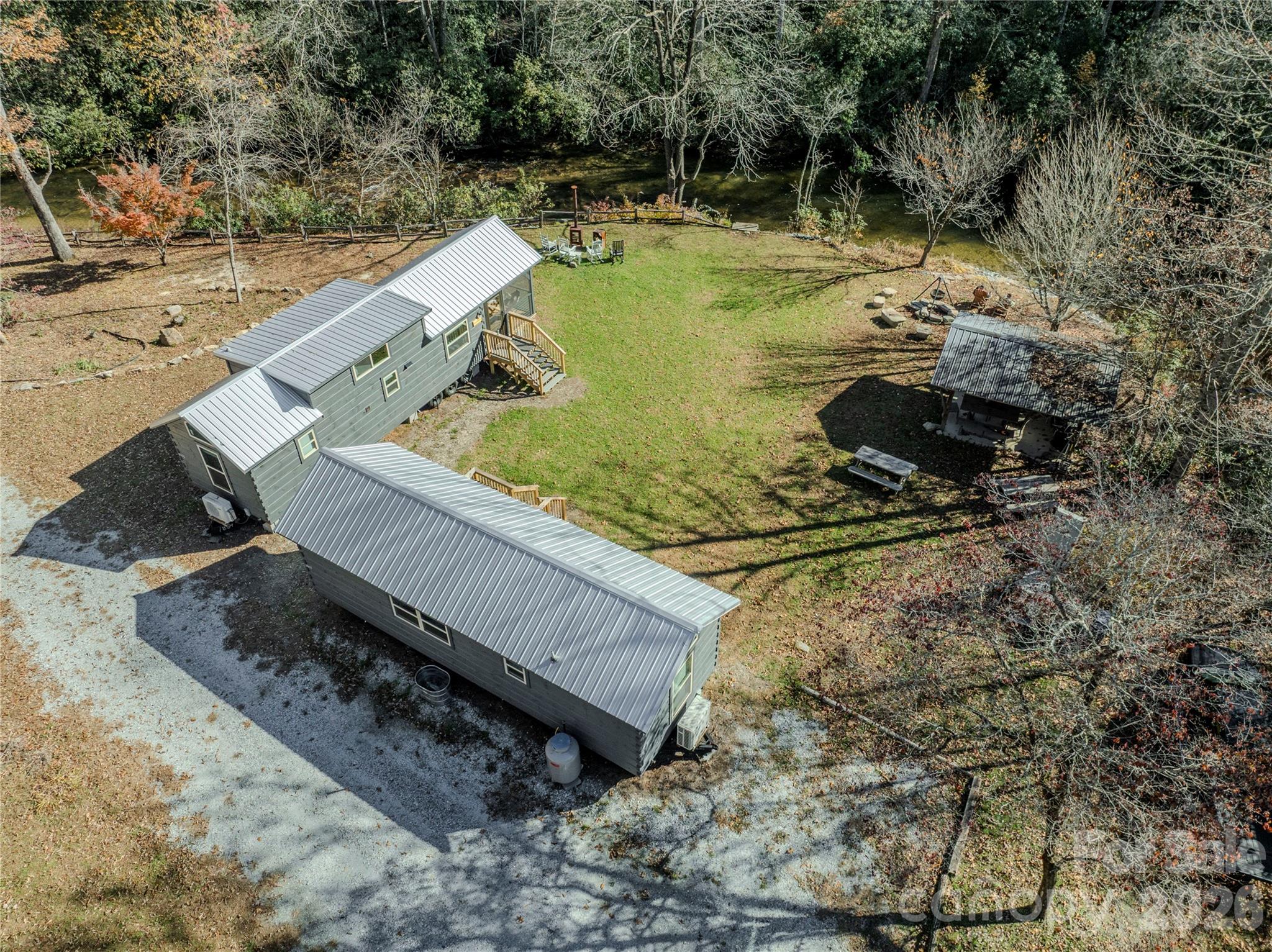 9017 E East Fork Road Property Photo 3