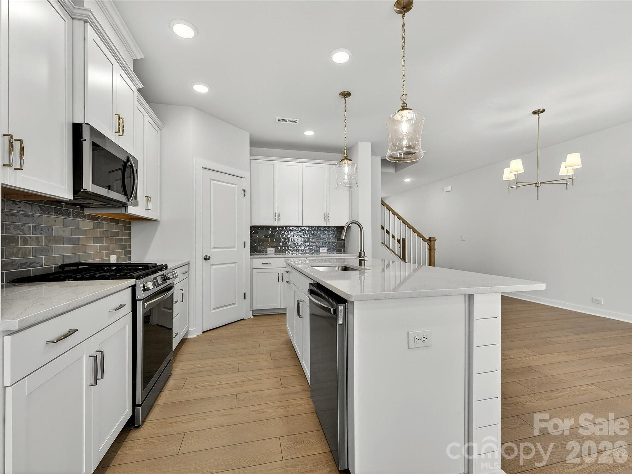 11427 Prosperity Church Road Property Photo 3