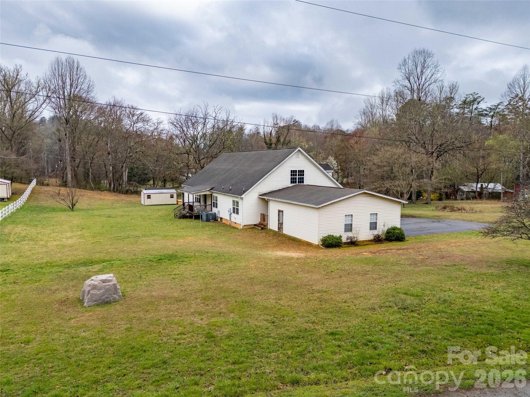 1564 Camp Creek Road Property Photo 8
