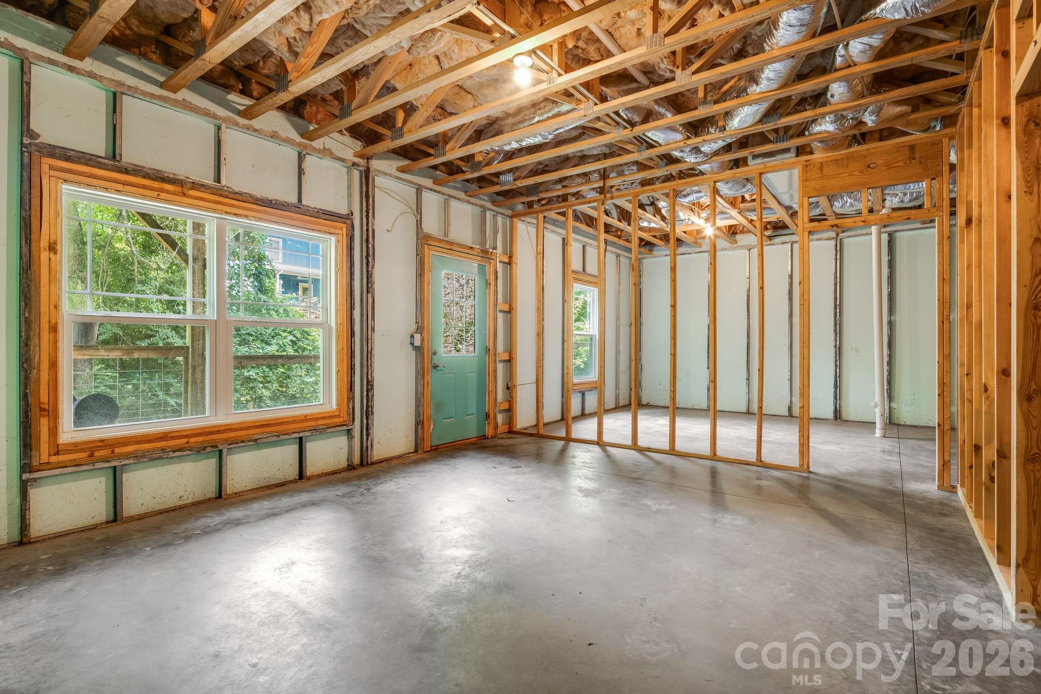 35 Emmett Lane Property Photo 25