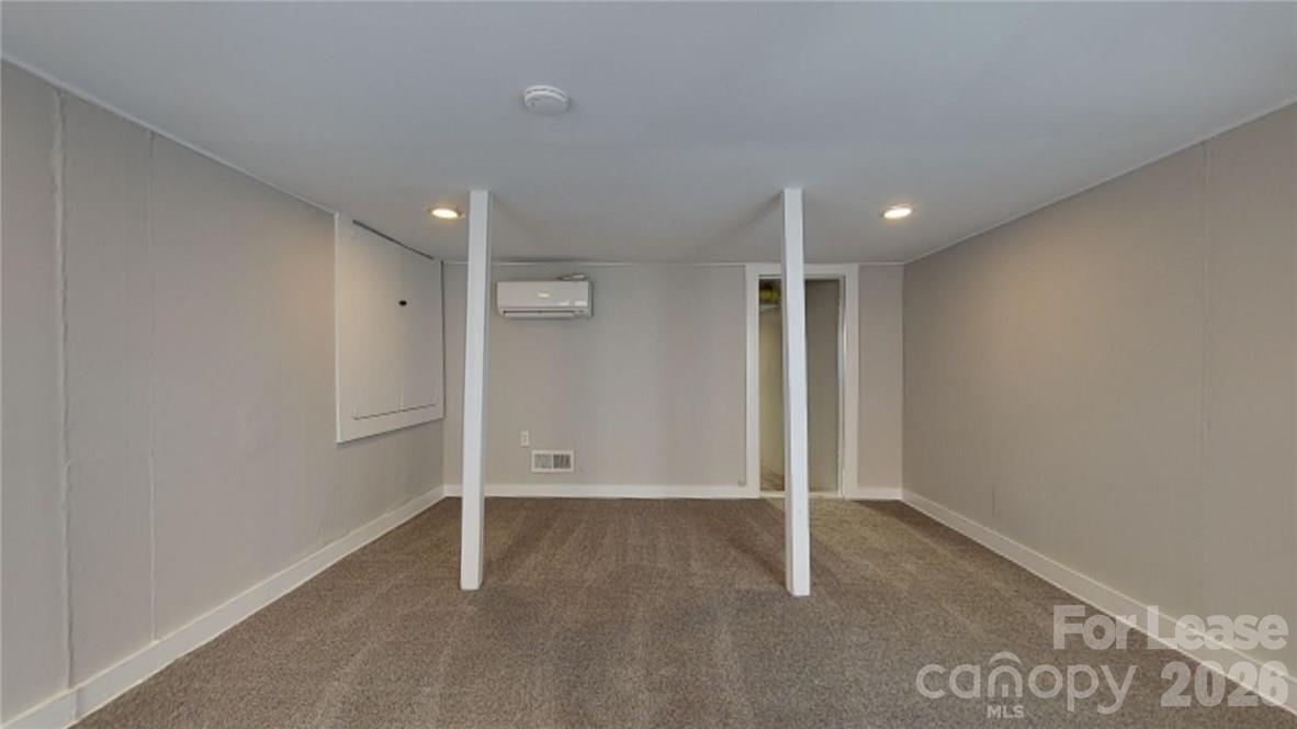 428 Hawthorne Lane 7 Property Photo 4