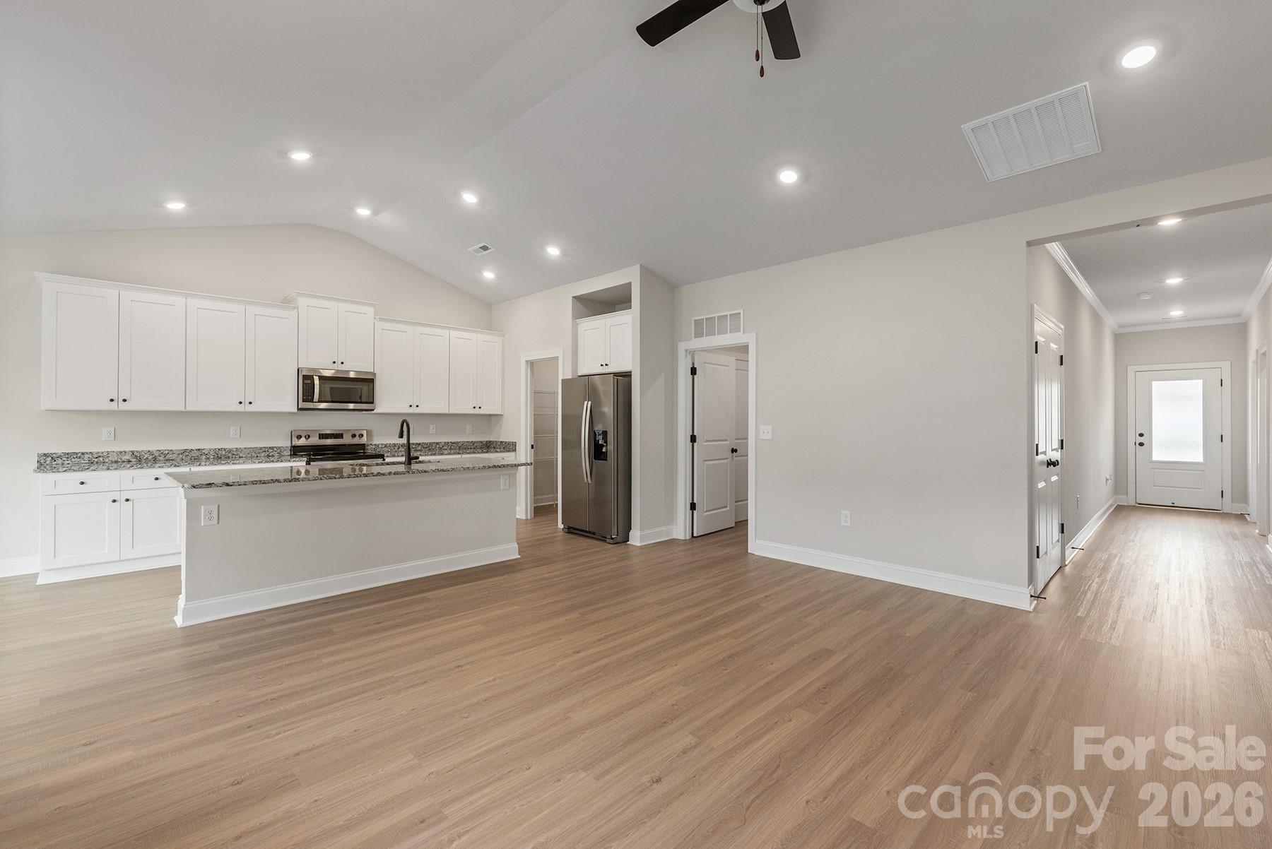 6738 Fairford Drive Property Photo 3