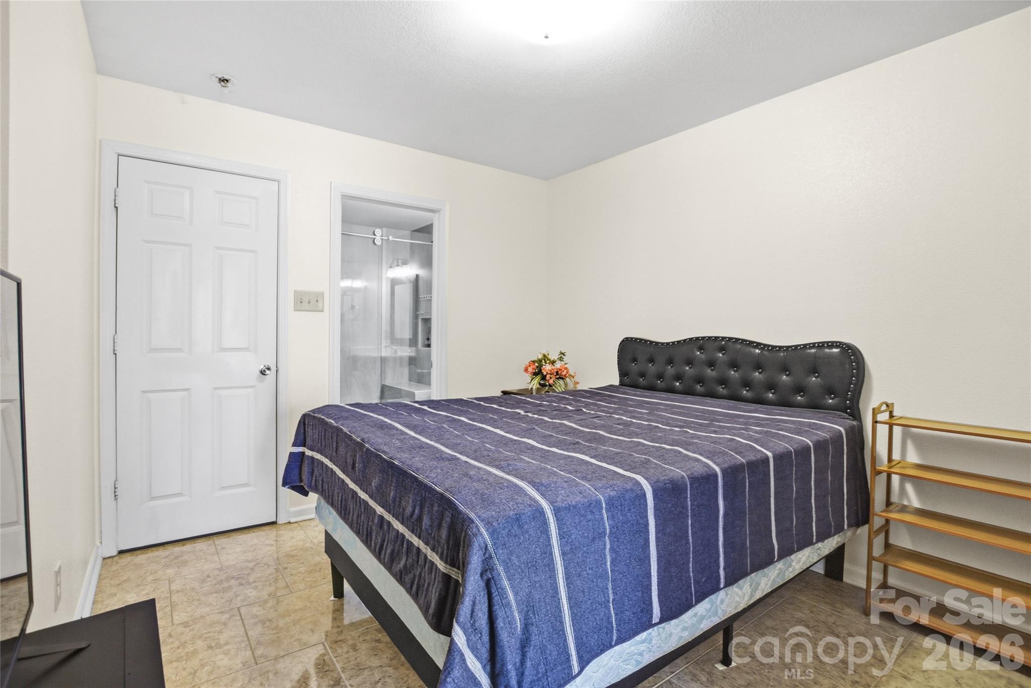 1031 Allegiance Drive Property Photo 15