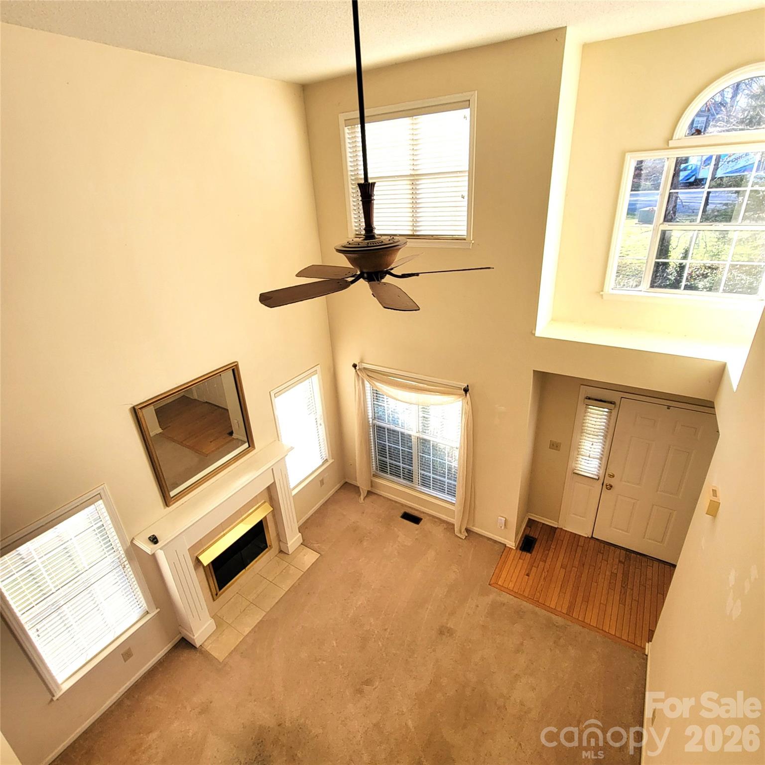 1009 Hunley Hill Court Property Photo 3