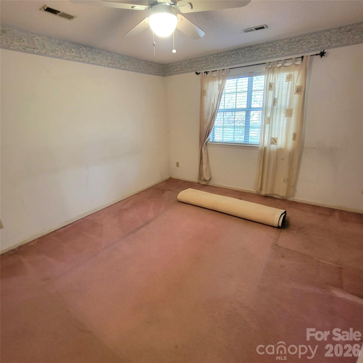 1009 Hunley Hill Court Property Photo 32