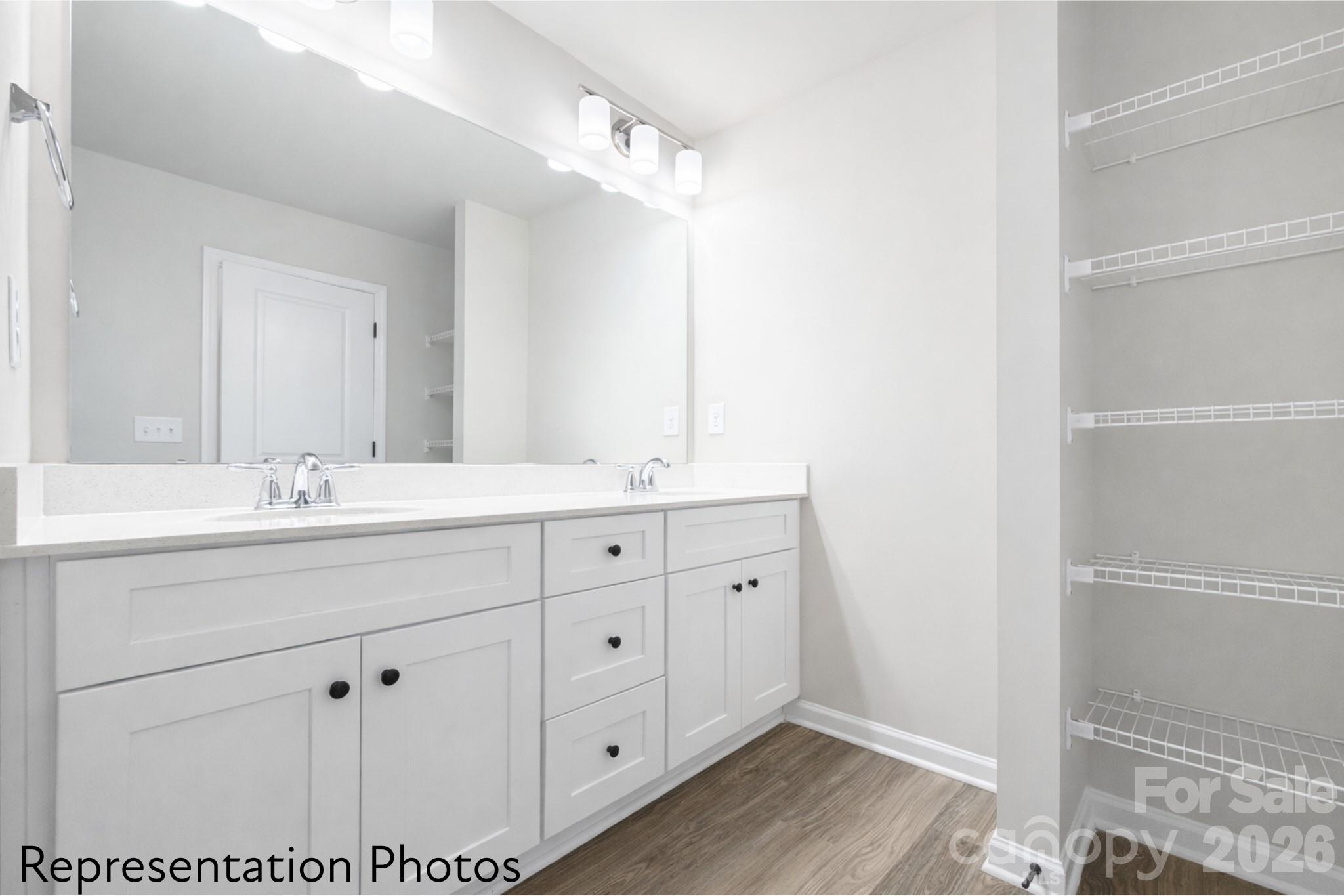 5949 Wallace Avenue Property Photo 13