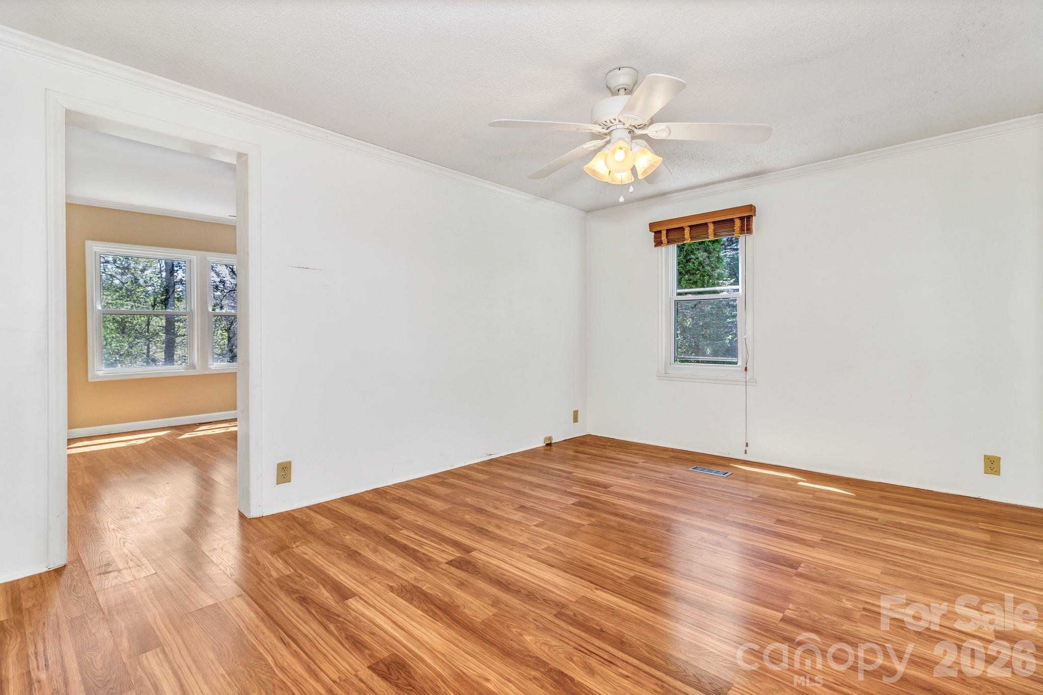 405 Deerfield Court Property Photo 20