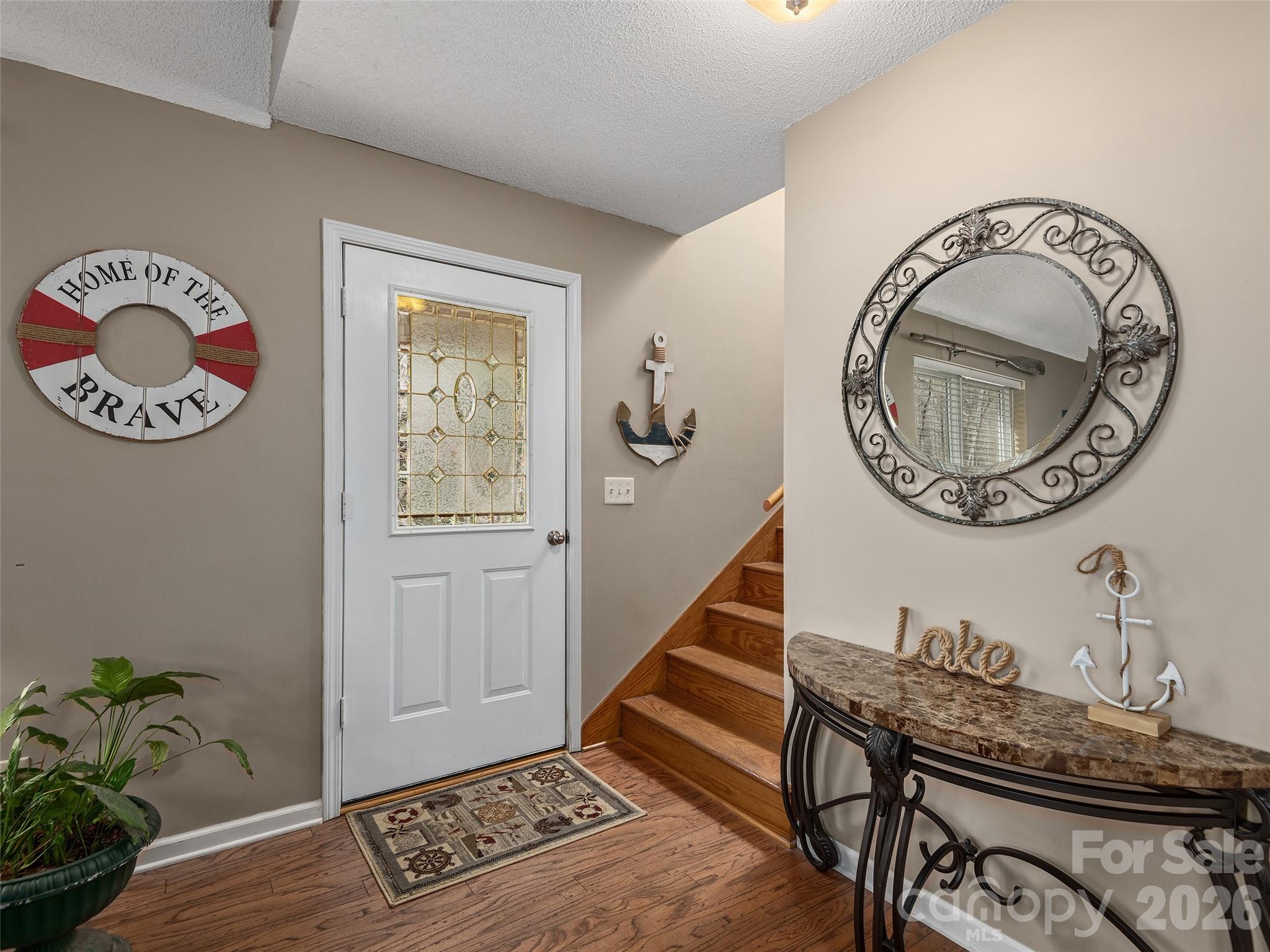 201 Hawk Ridge Drive Property Photo 12