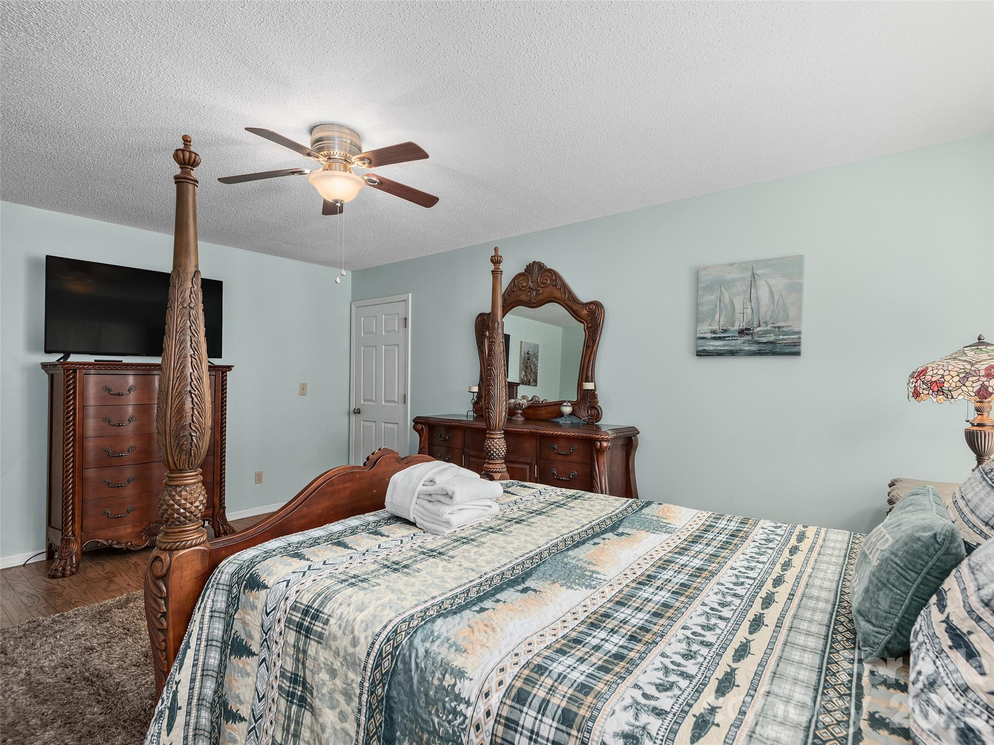 201 Hawk Ridge Drive Property Photo 25