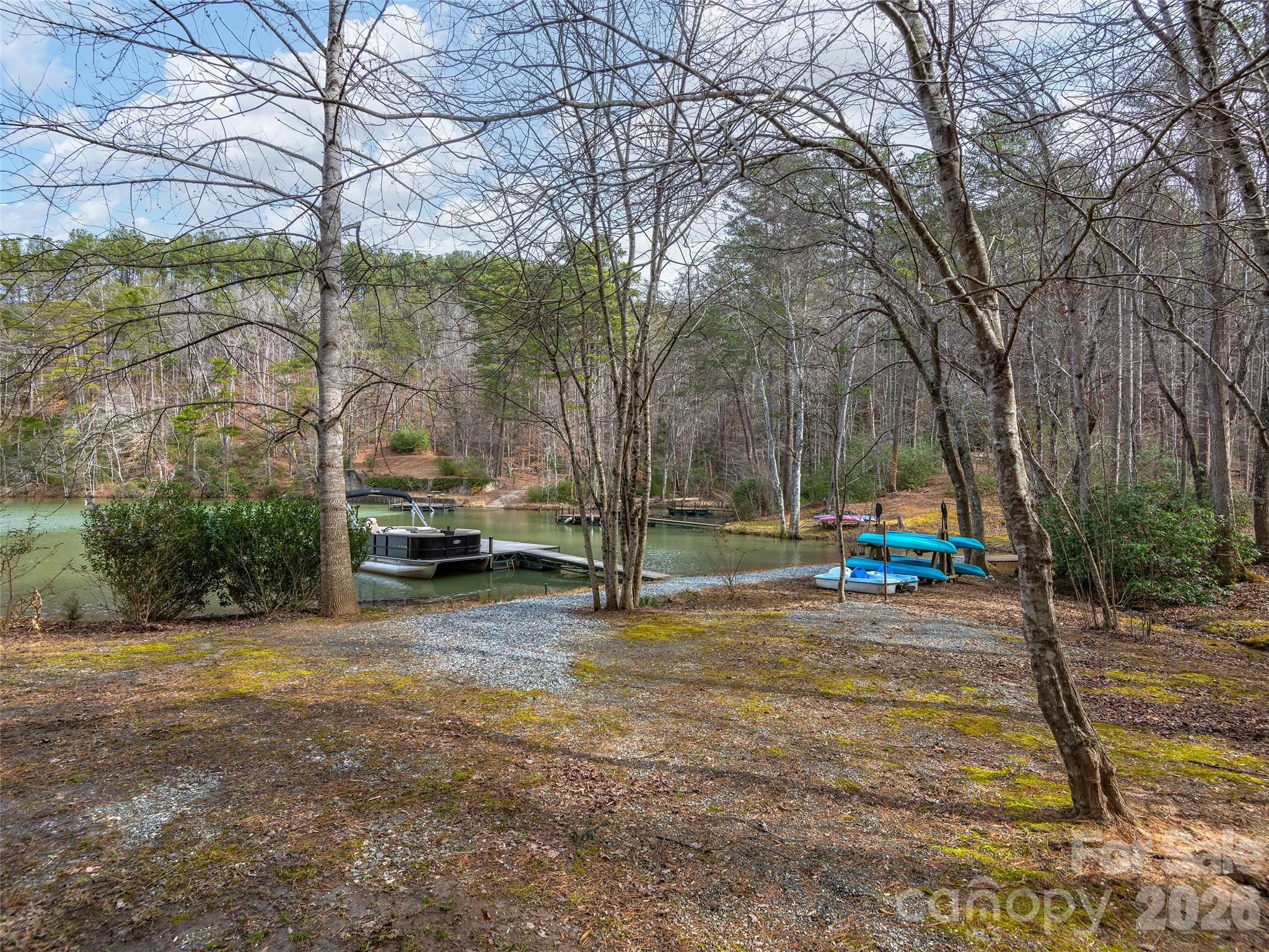 201 Hawk Ridge Drive Property Photo 41
