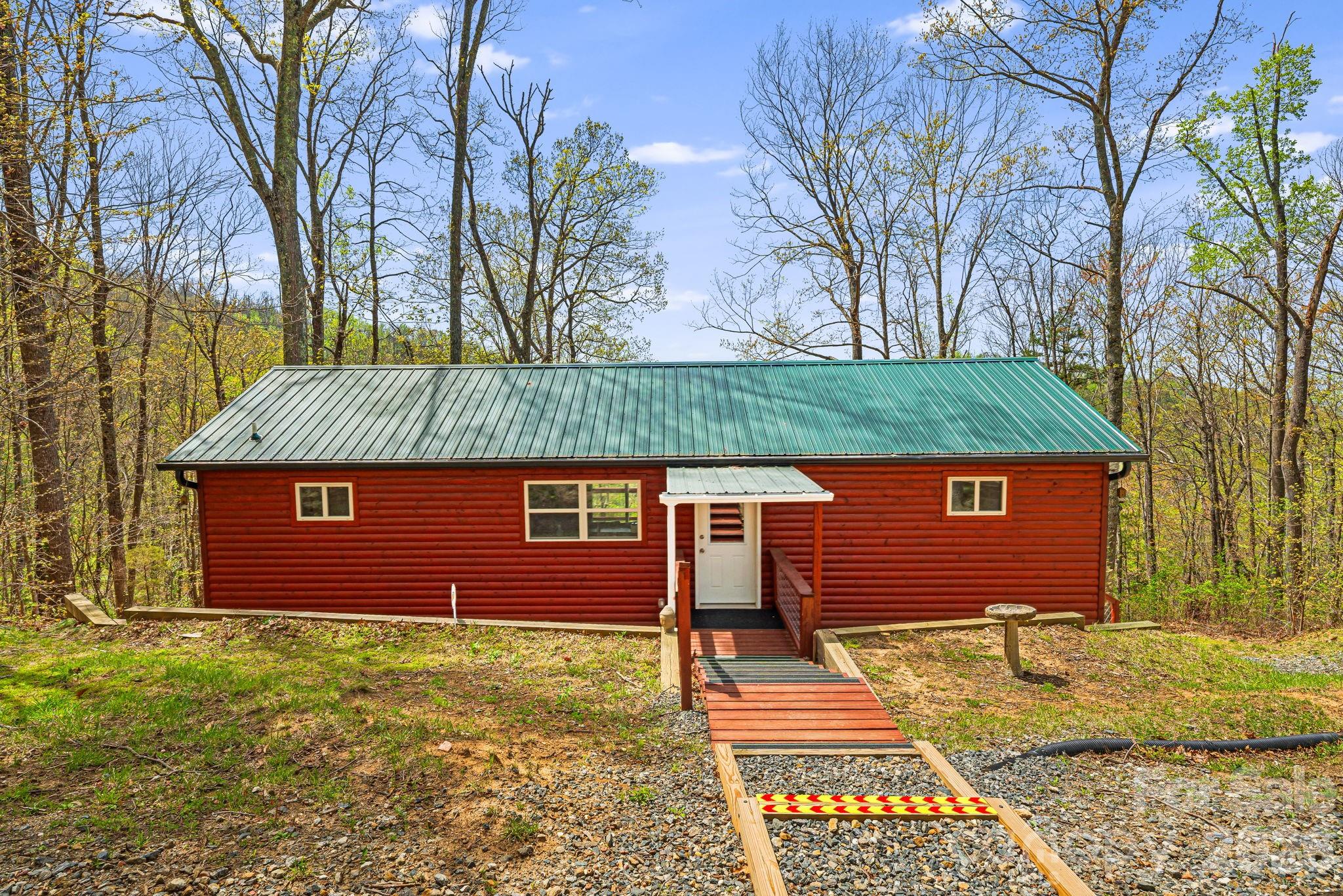 120 Wilderness Drive Property Photo 1