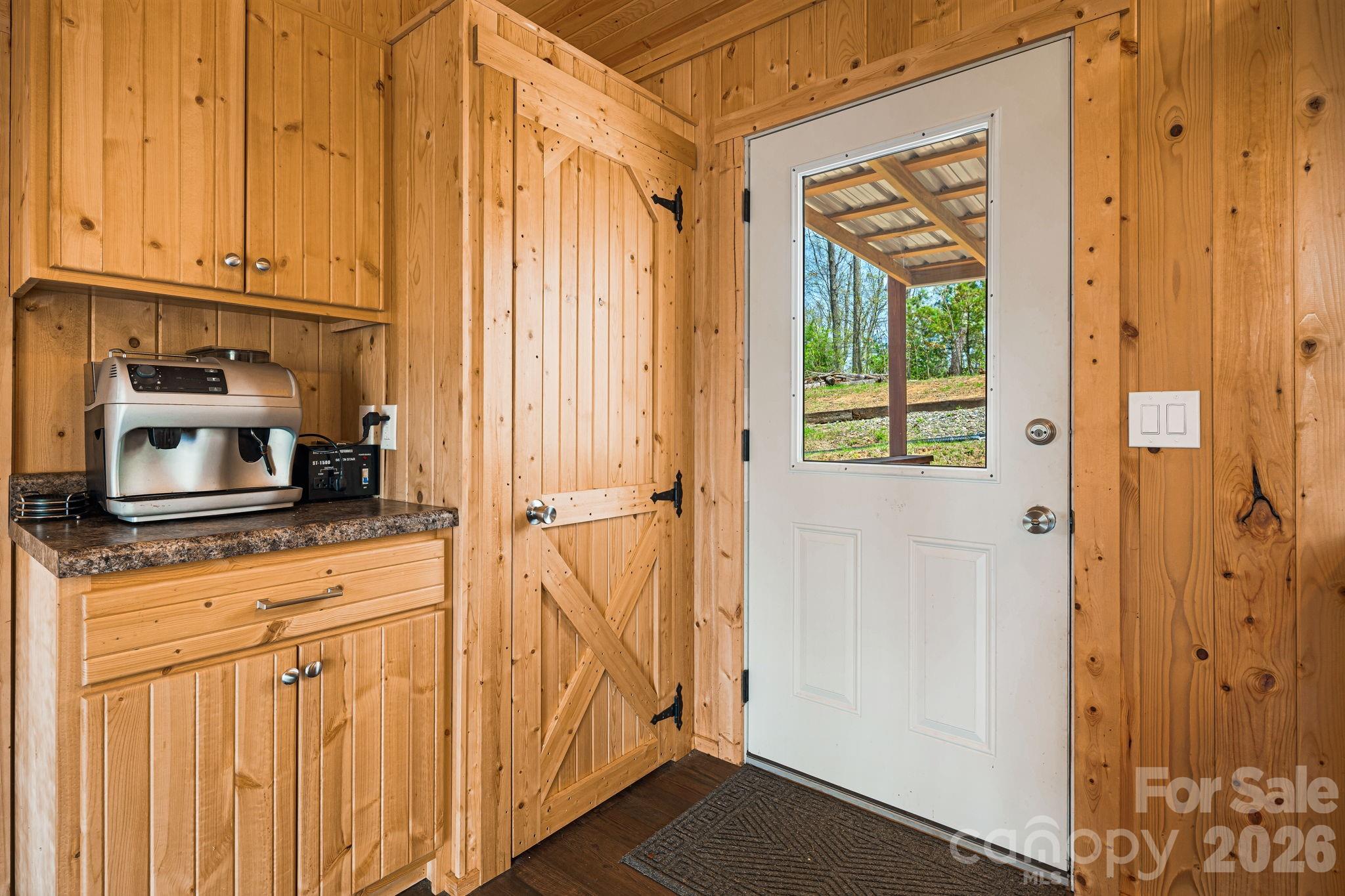 120 Wilderness Drive Property Photo 3