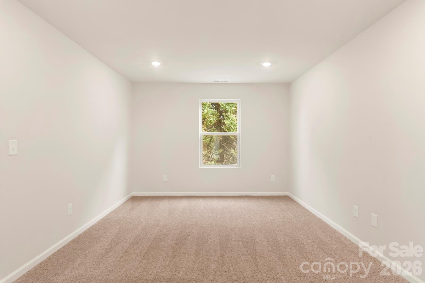 3329 Yorkshire Drive Property Photo 14