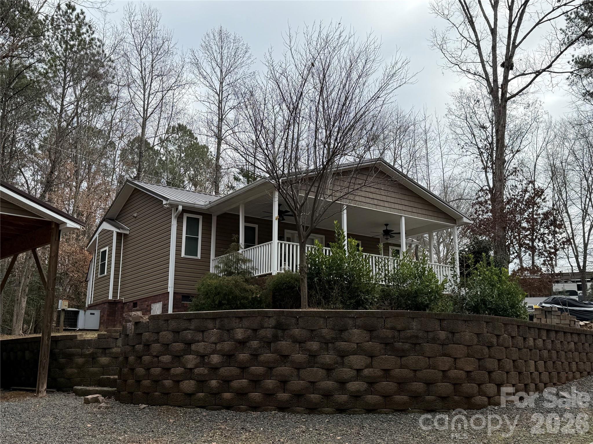 110 Indian Harbor Circle E237/238 Property Photo 4