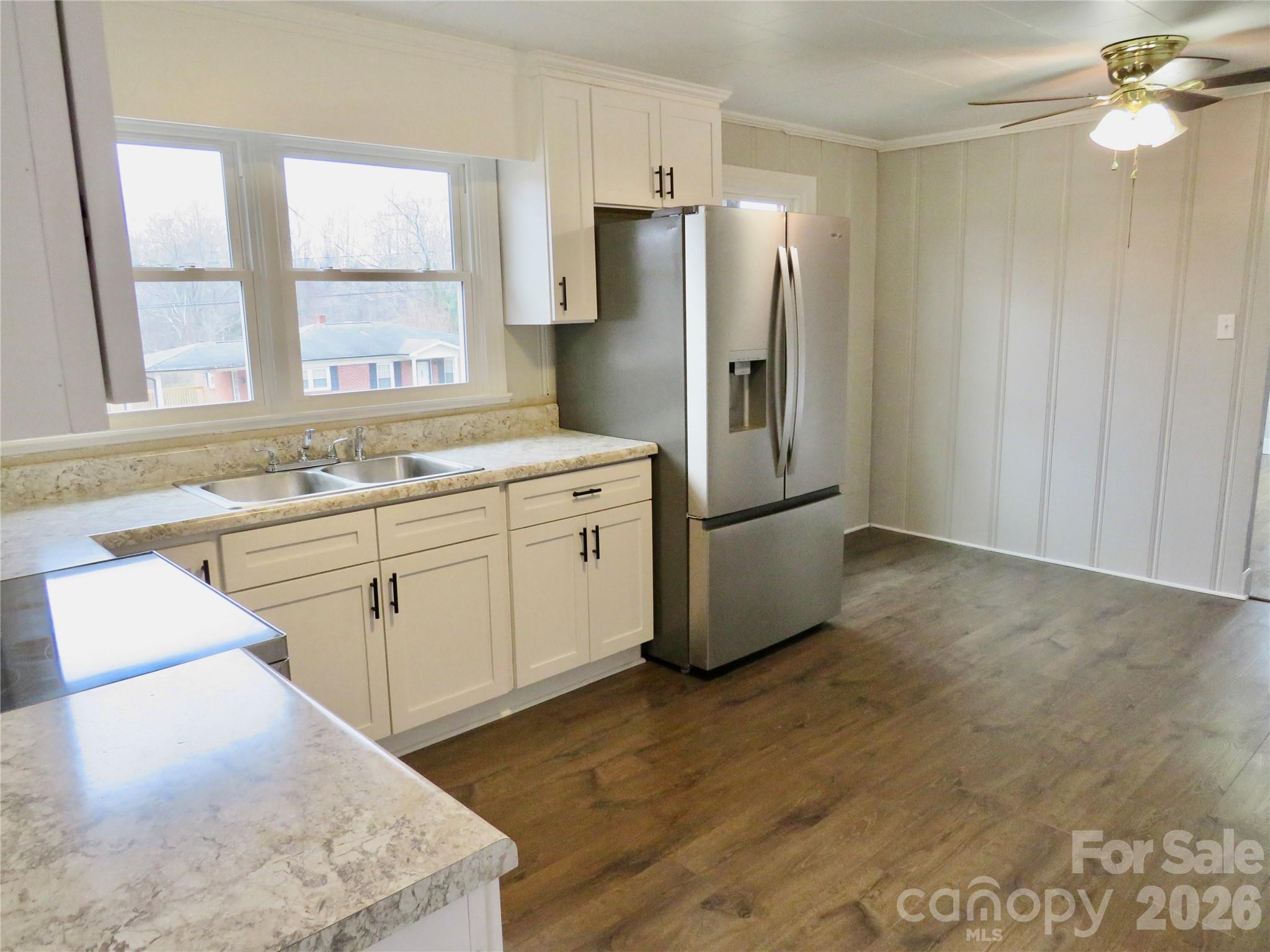 274 Georgia Street Property Photo 9