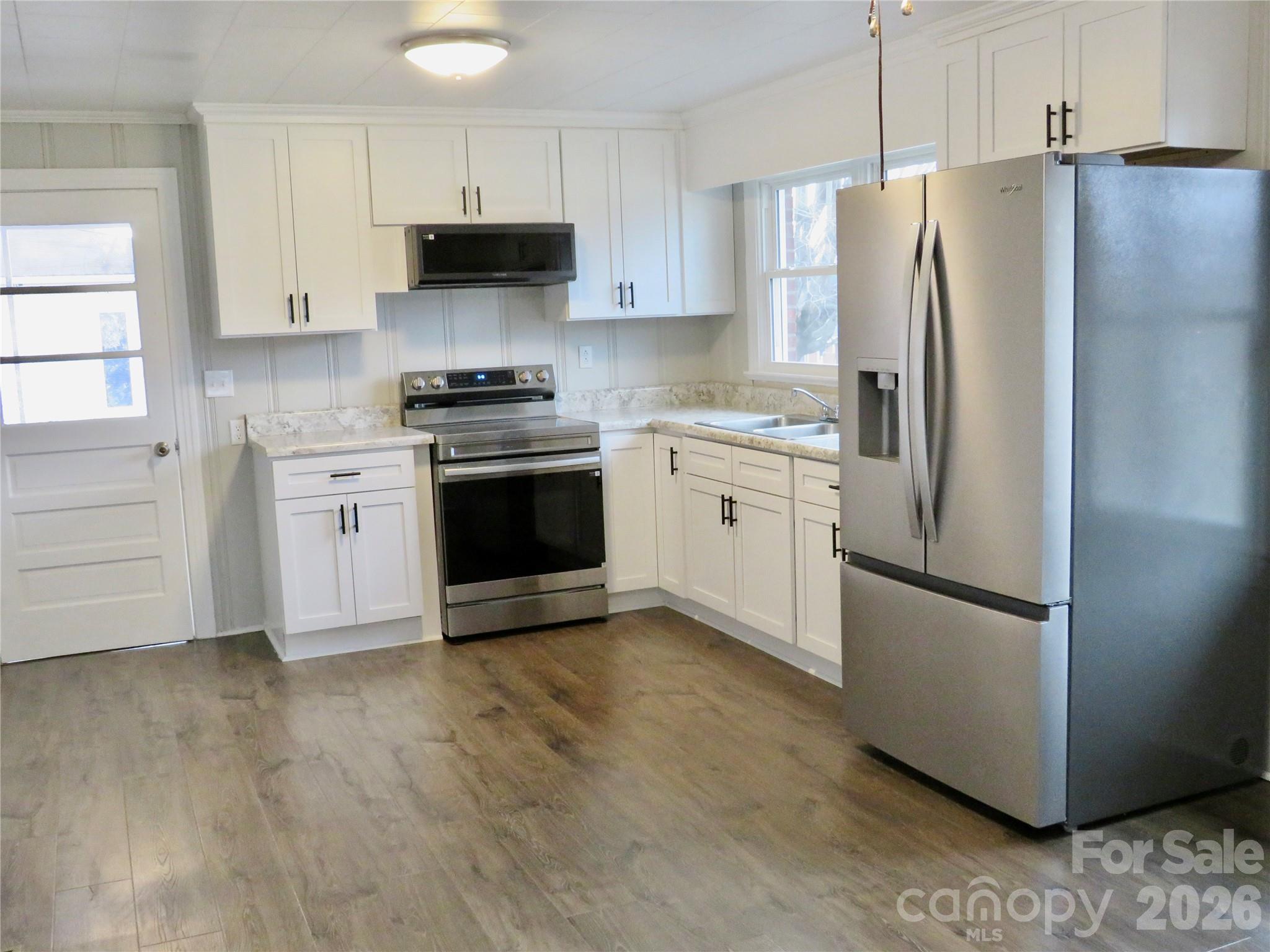 274 Georgia Street Property Photo 11