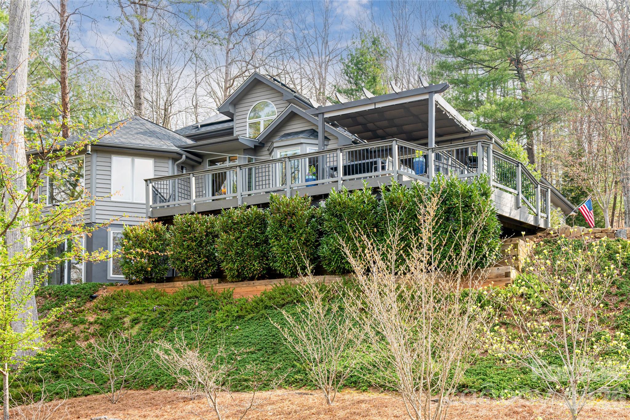 168 Skyview Circle Property Photo 1