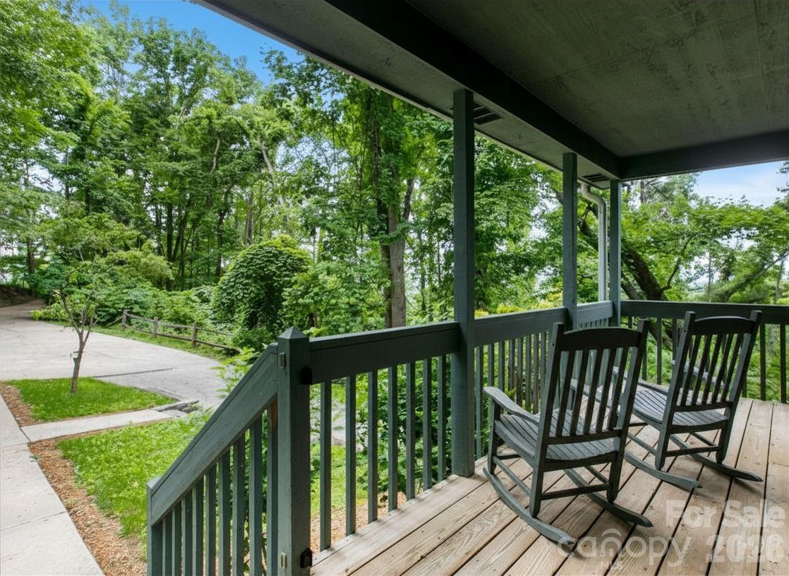 44 Leisure Mountain Road Property Photo 4
