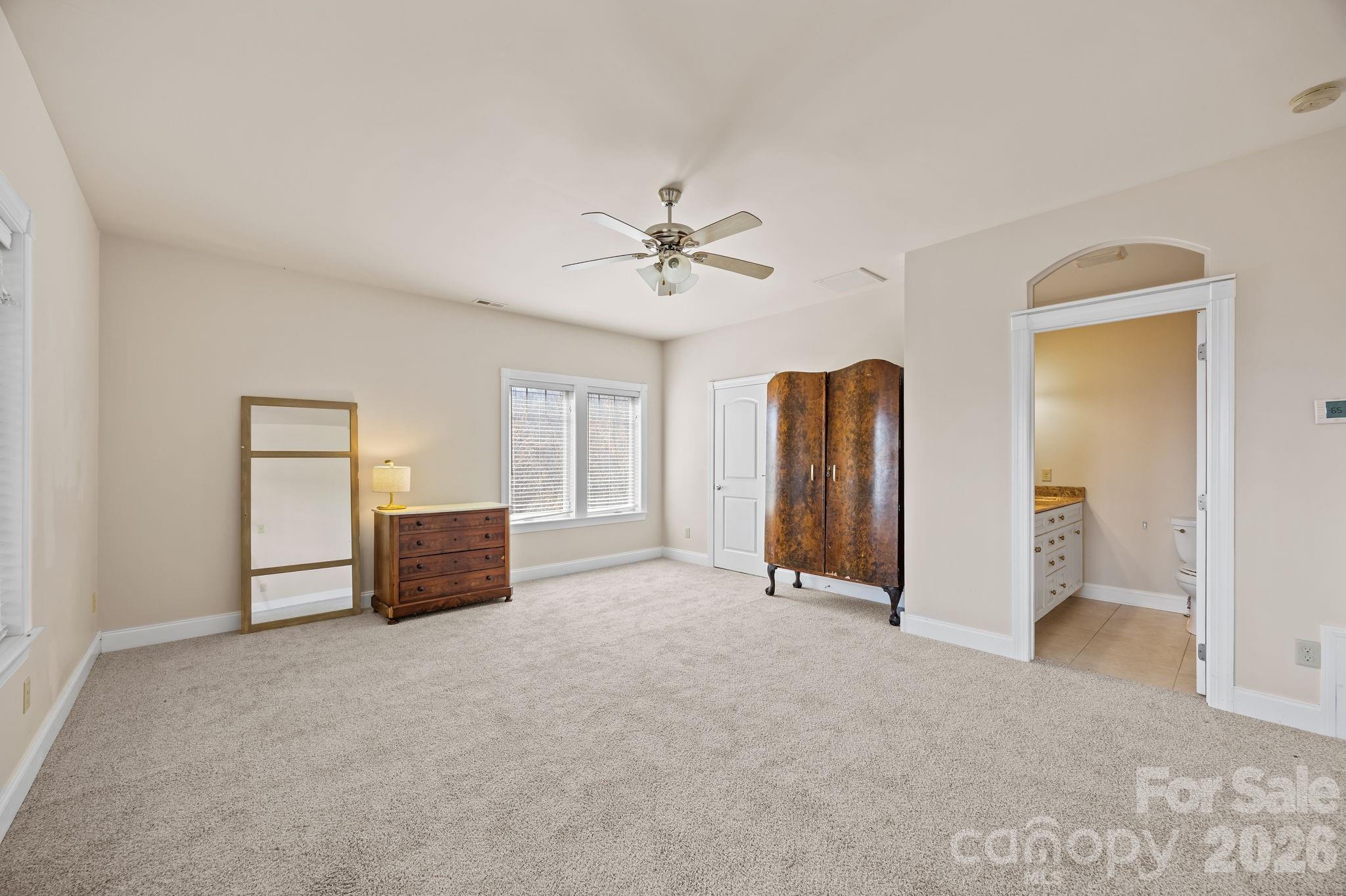 5 Lila Lane B Property Photo 17