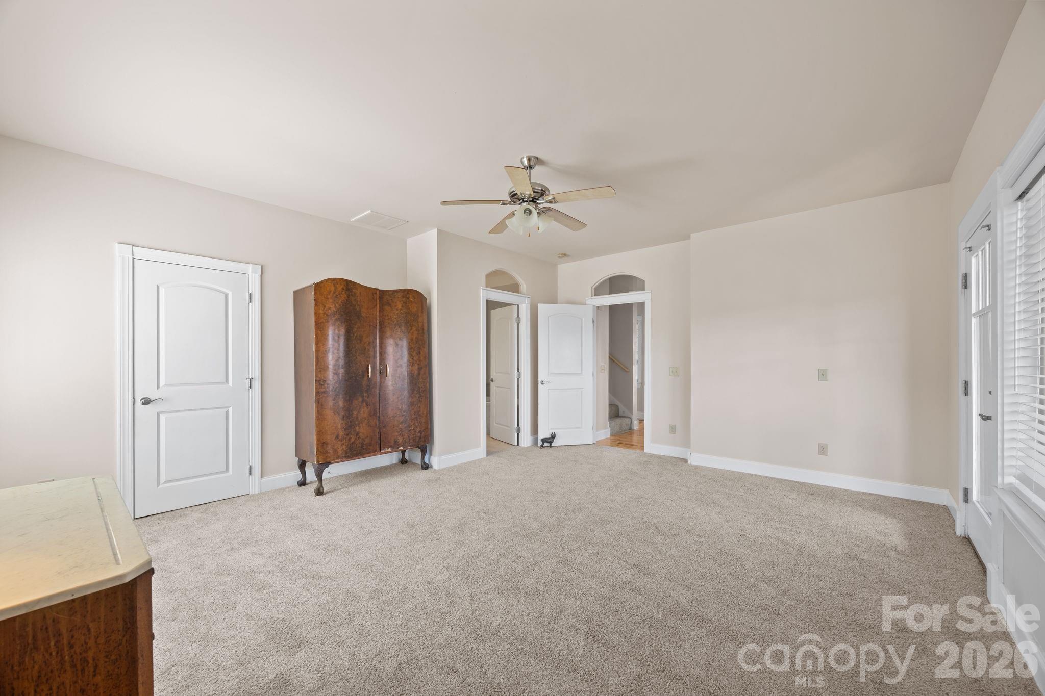 5 Lila Lane B Property Photo 18