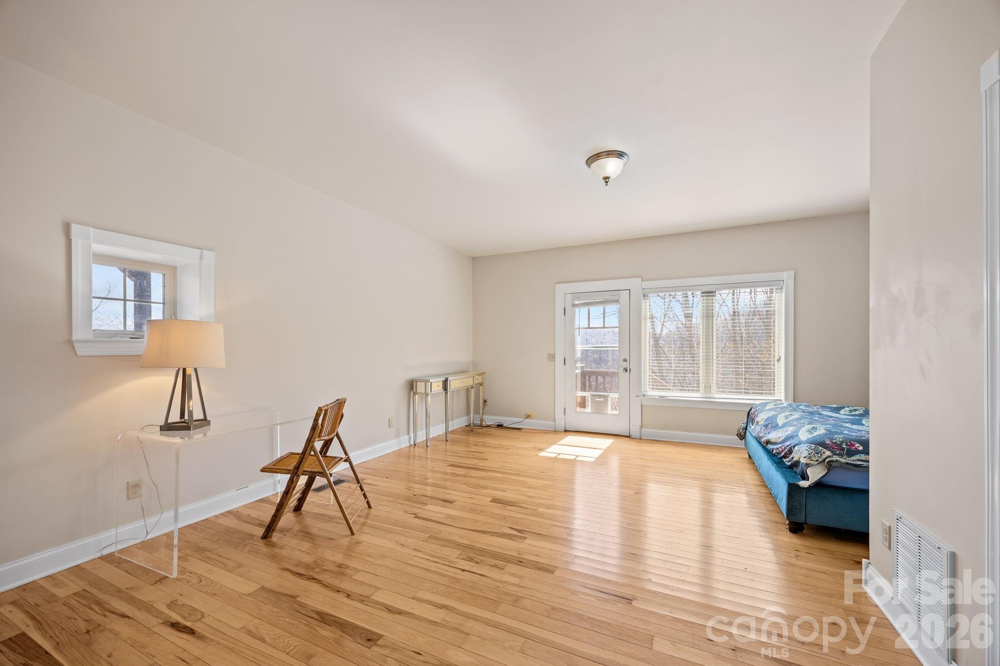 5 Lila Lane B Property Photo 21