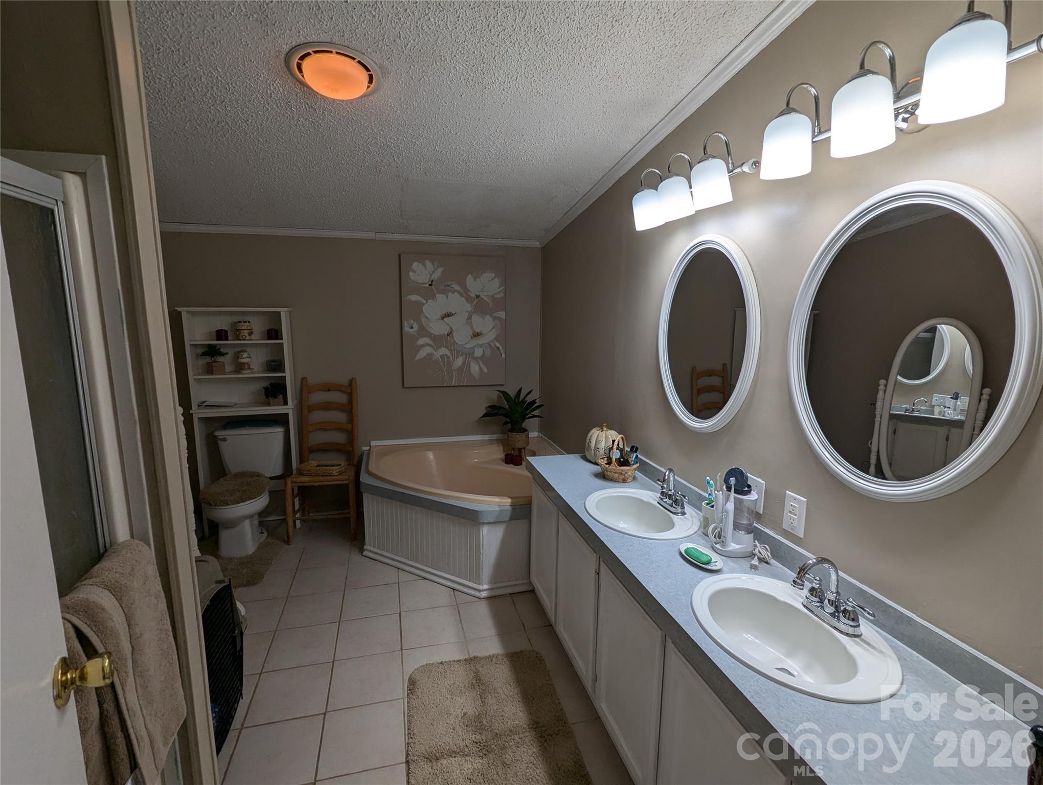 6846 Potter Road Property Photo 15