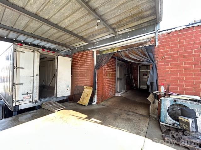 203 E 29th Street Property Photo 9