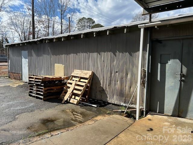 203 E 29th Street Property Photo 11