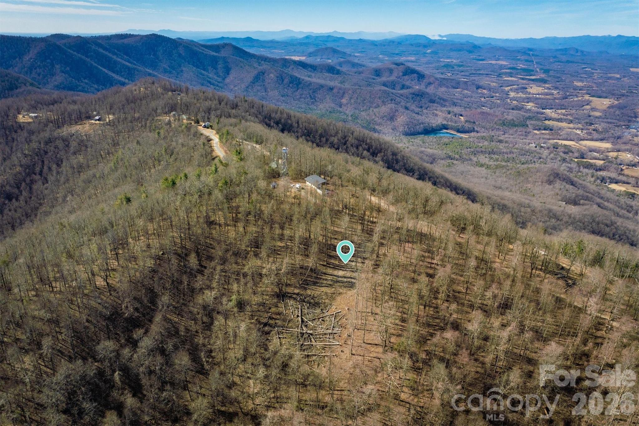 7596 Walkertop Mtn Overlook Drive Property Photo 4