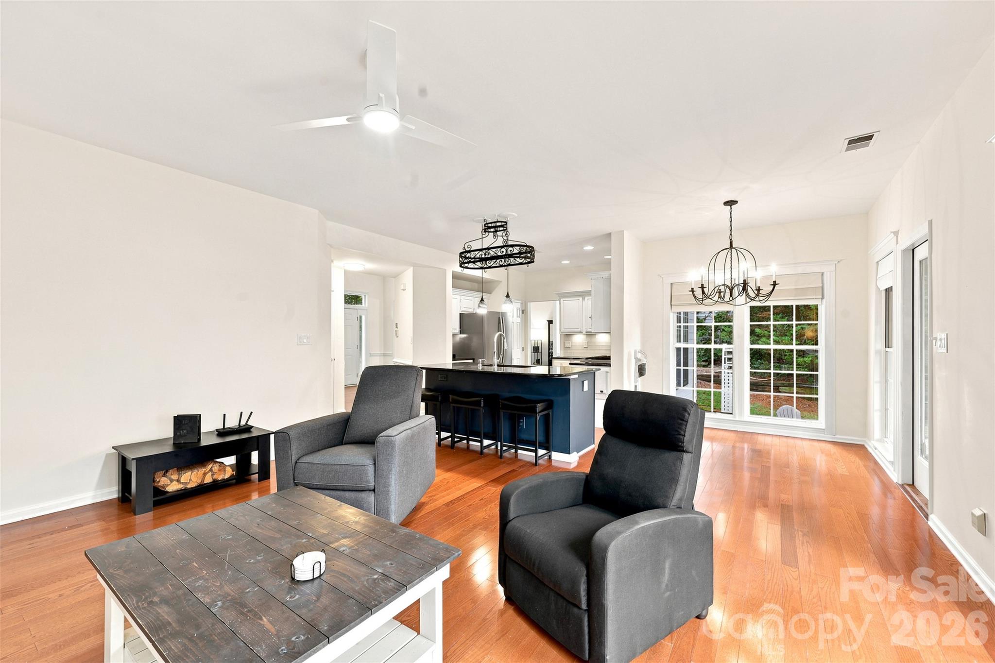 9027 Tayside Court Property Photo 1
