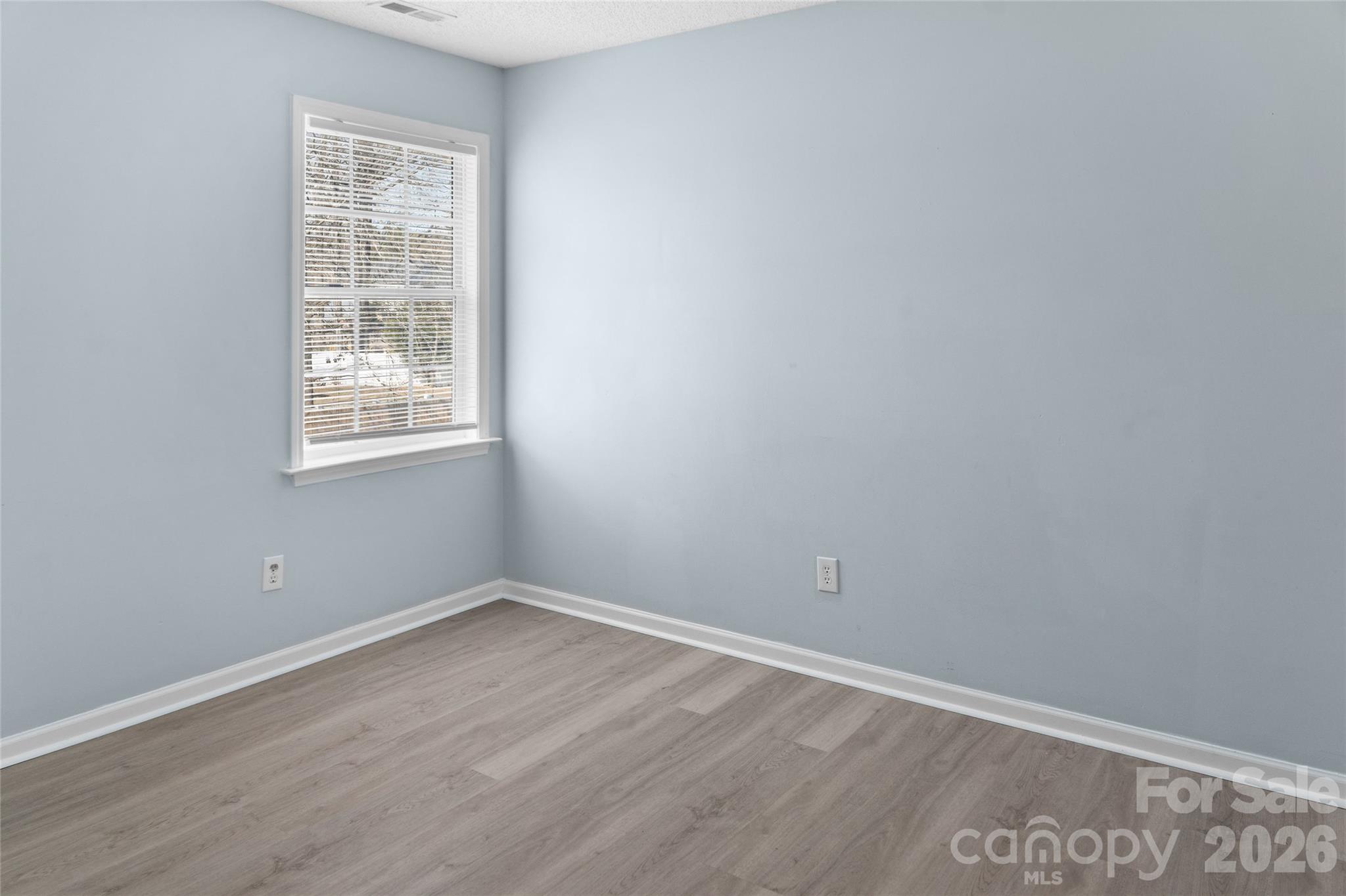 3113 Queensdale Drive Property Photo 13