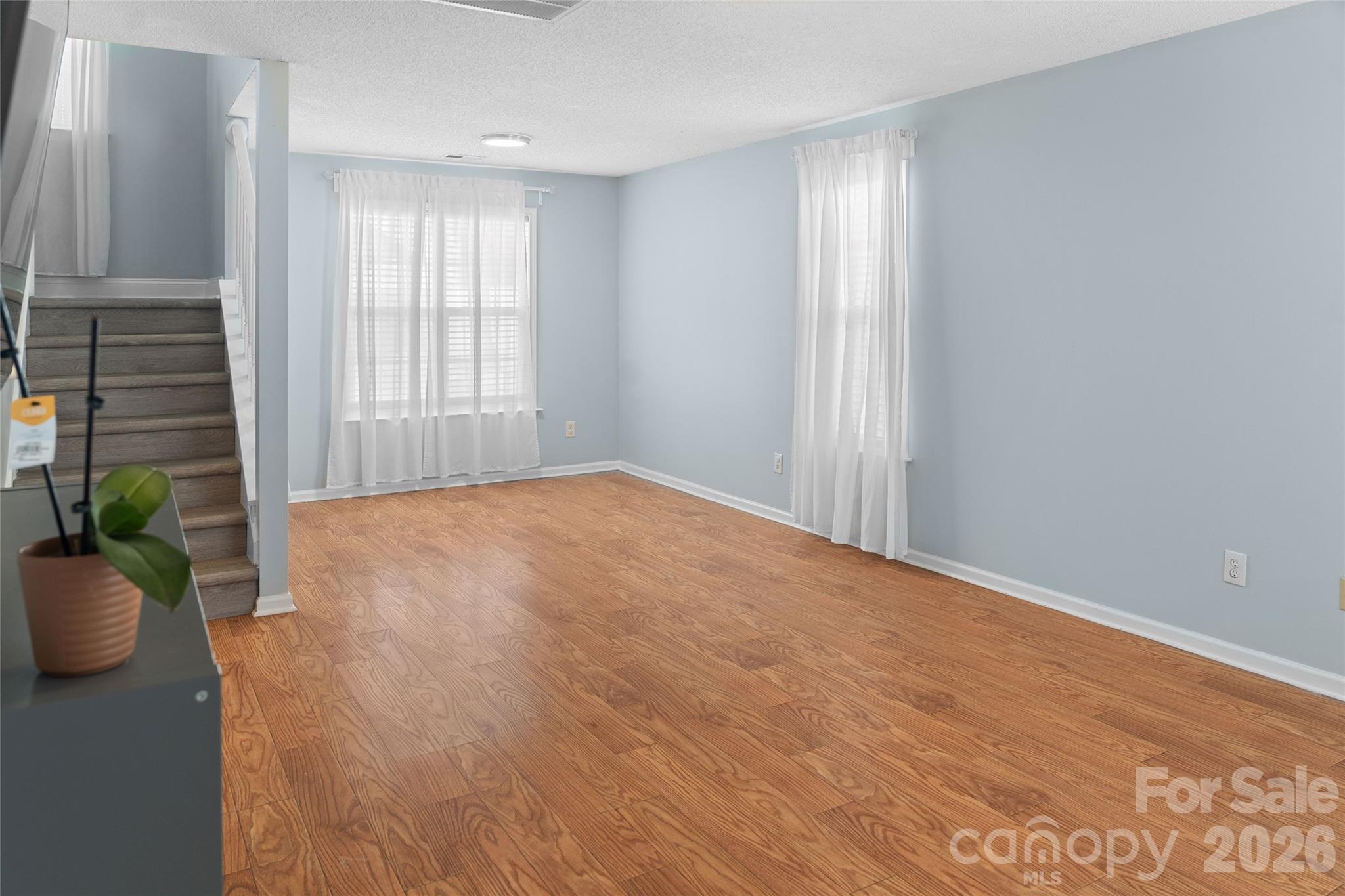 3113 Queensdale Drive Property Photo 15