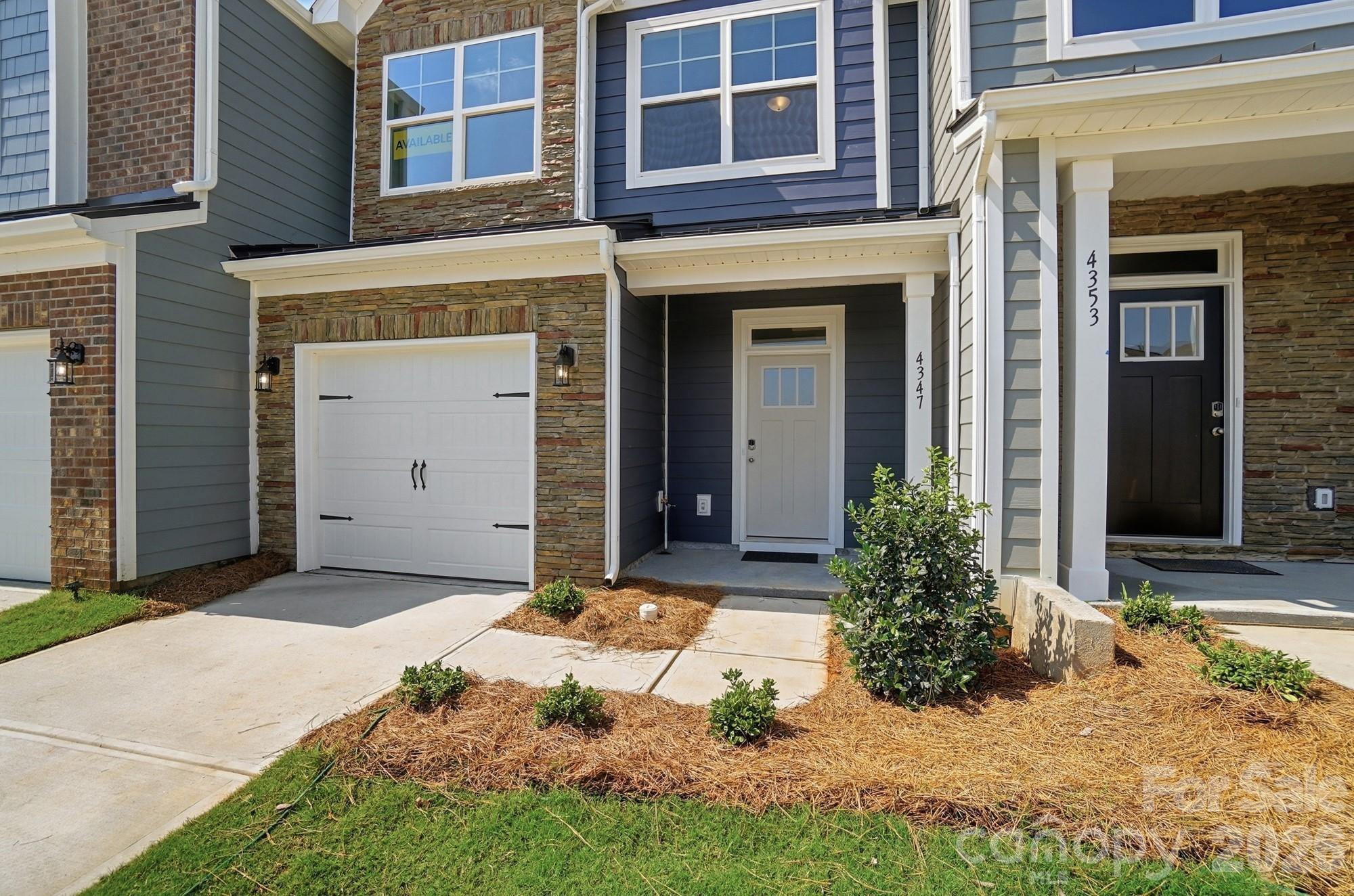 4347 Black Court Property Photo 3
