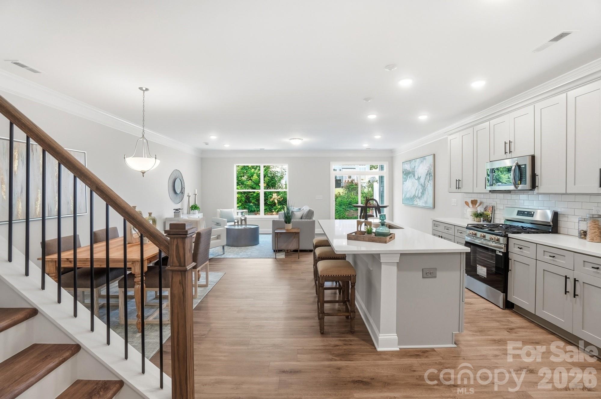 4347 Black Court Property Photo 7