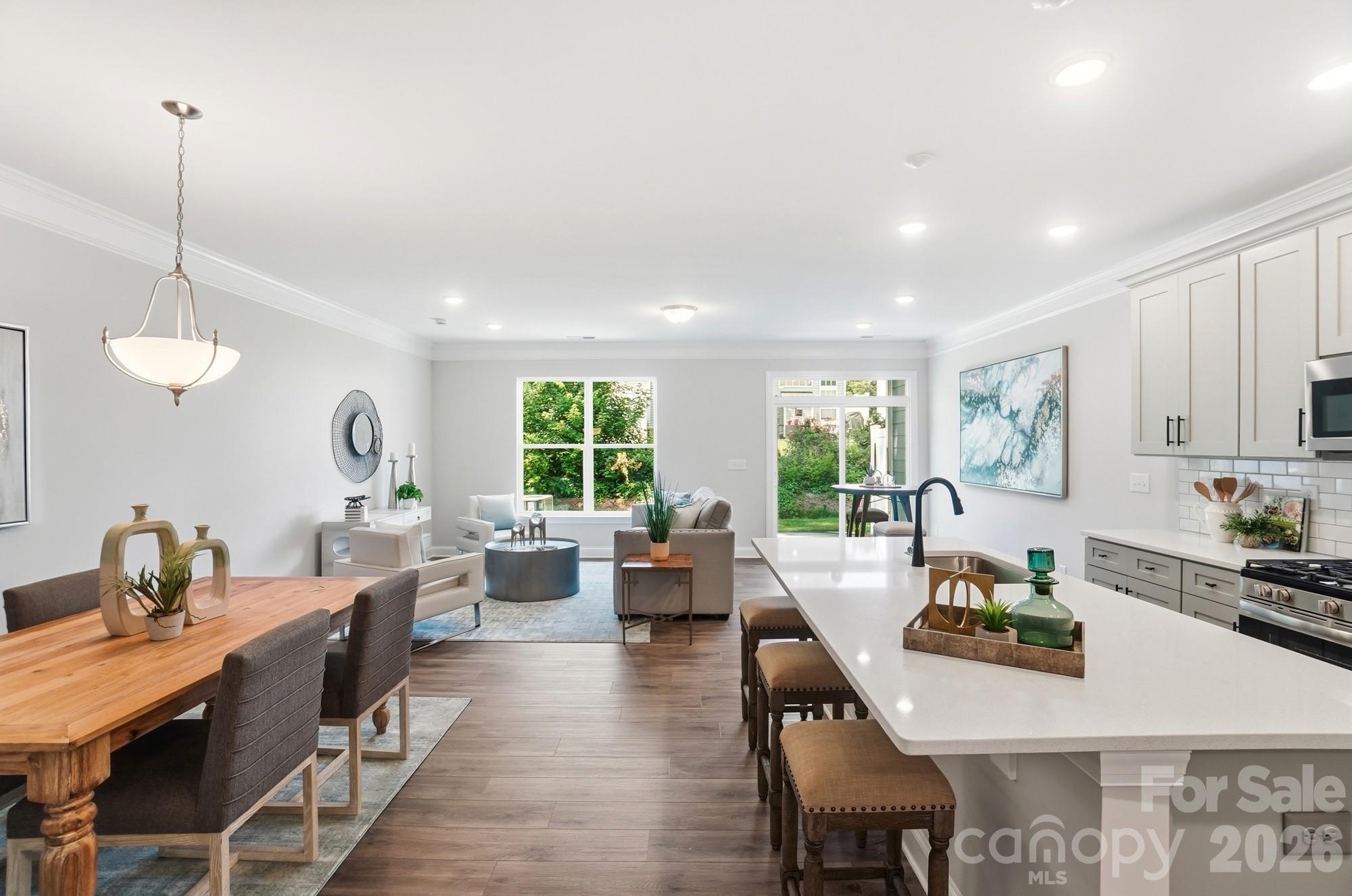 4347 Black Court Property Photo 8