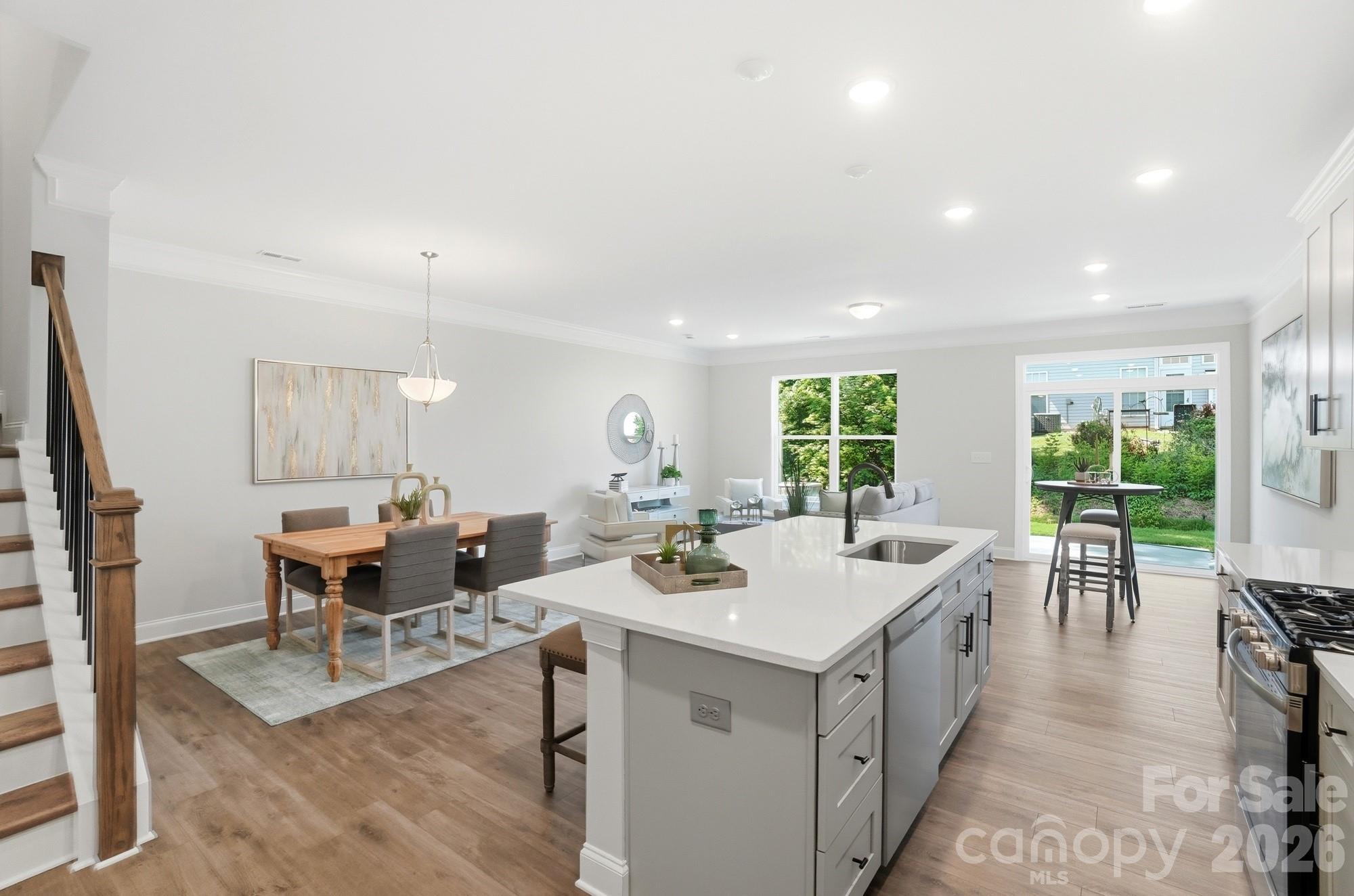 4347 Black Court Property Photo 9