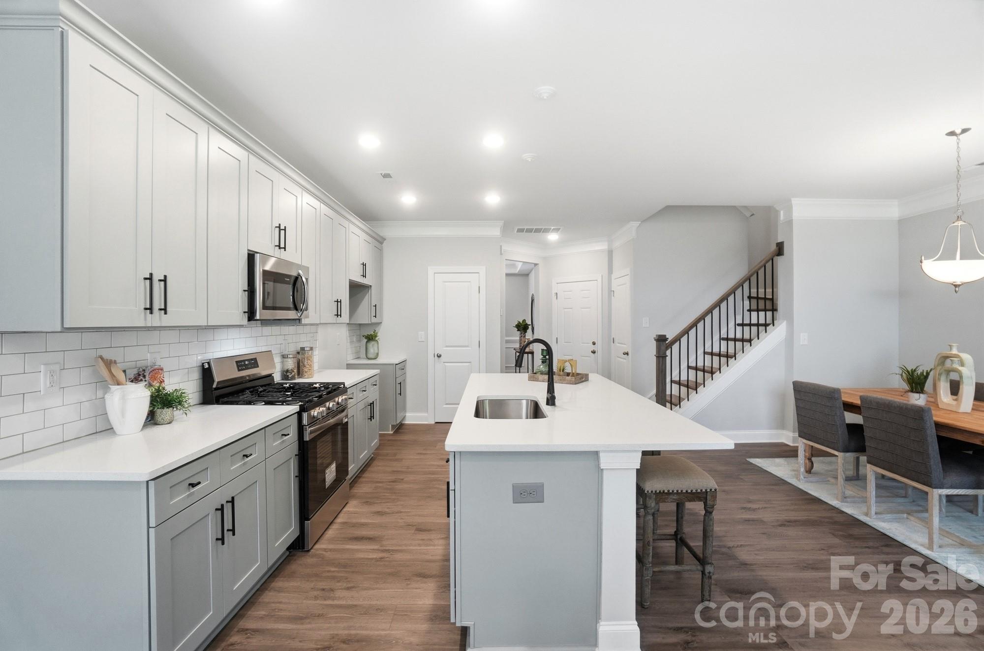 4347 Black Court Property Photo 12