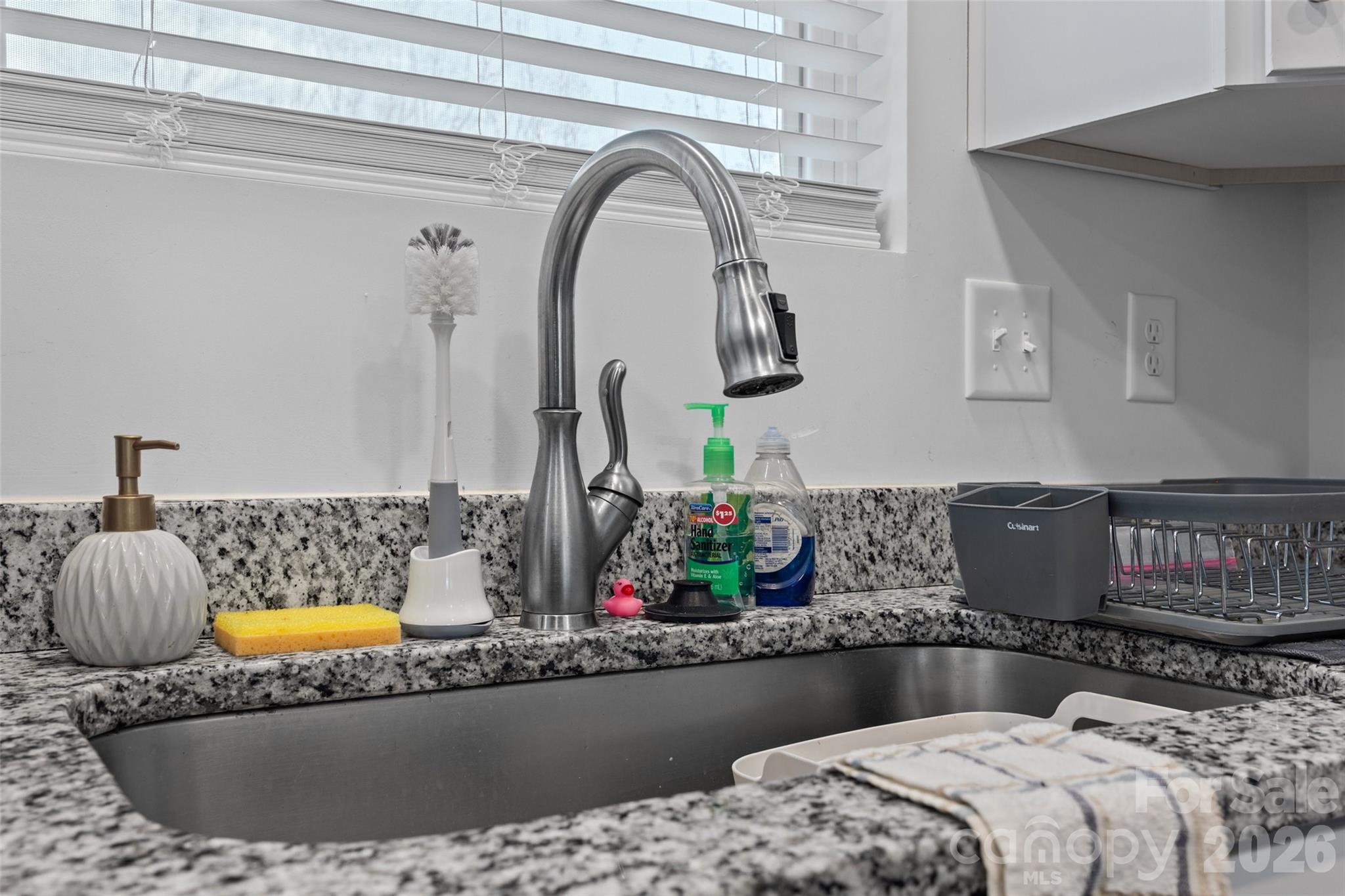 147 White Street Property Photo 13