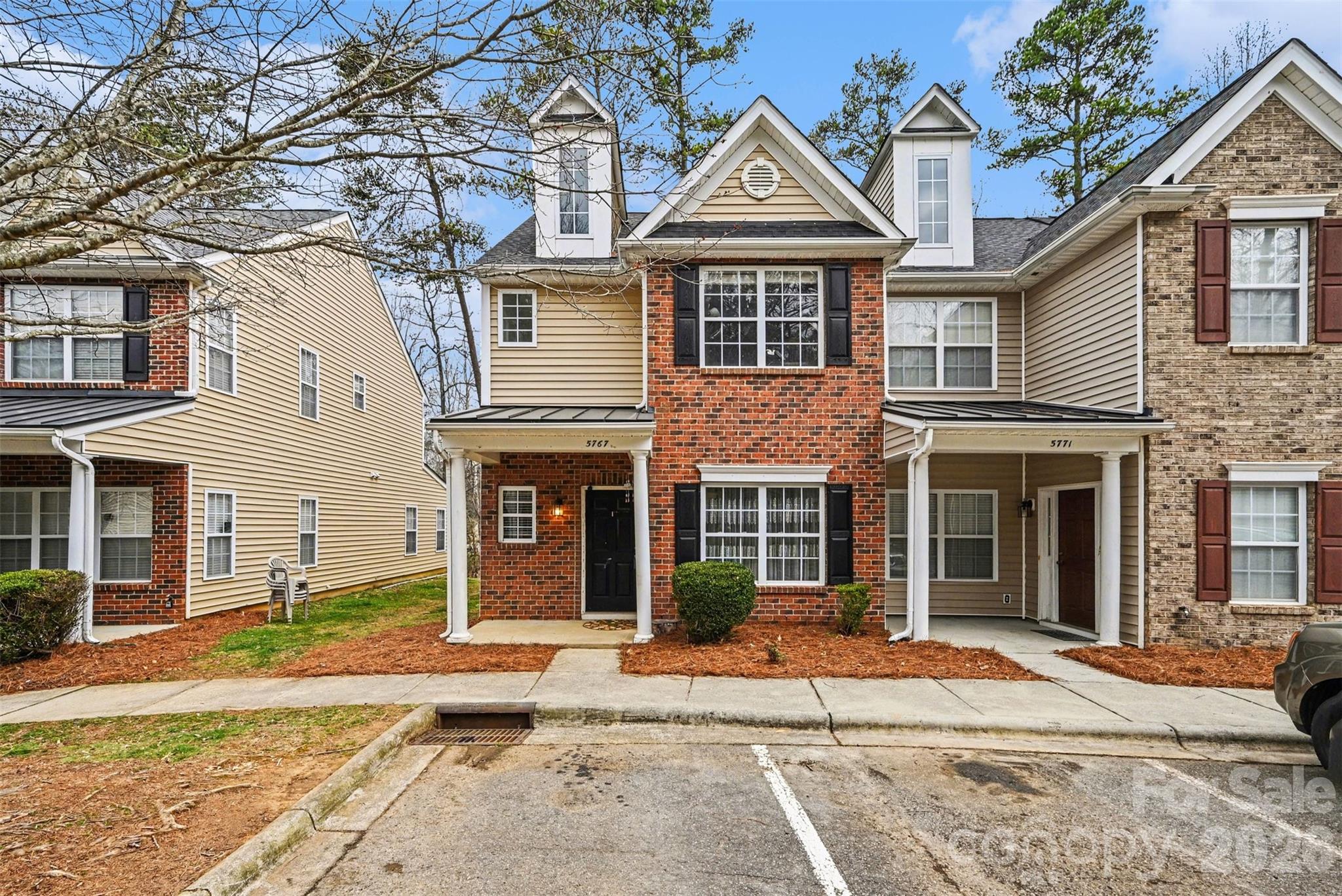 5767 Bent Creek Circle Property Photo 1