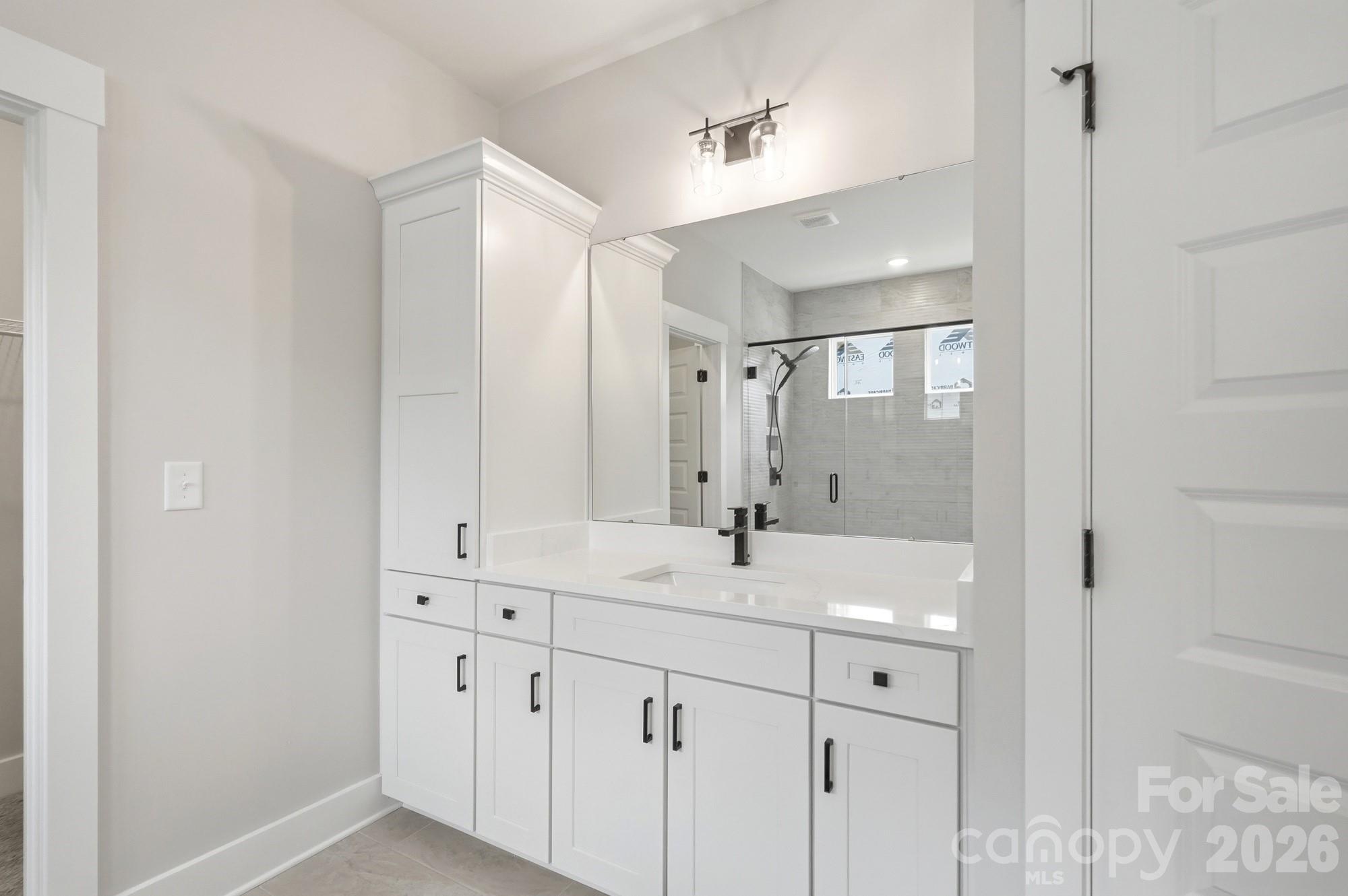 5062 Mclaughlin Loop Property Photo 28