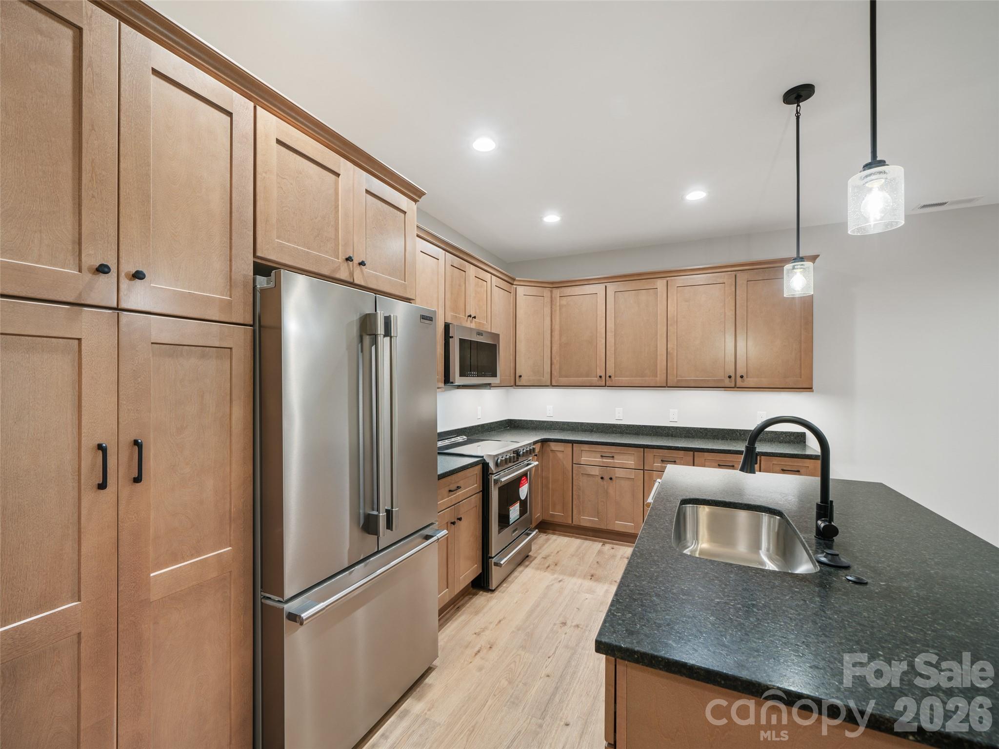 100 Red Twig Lane Unit 102 Property Photo 10