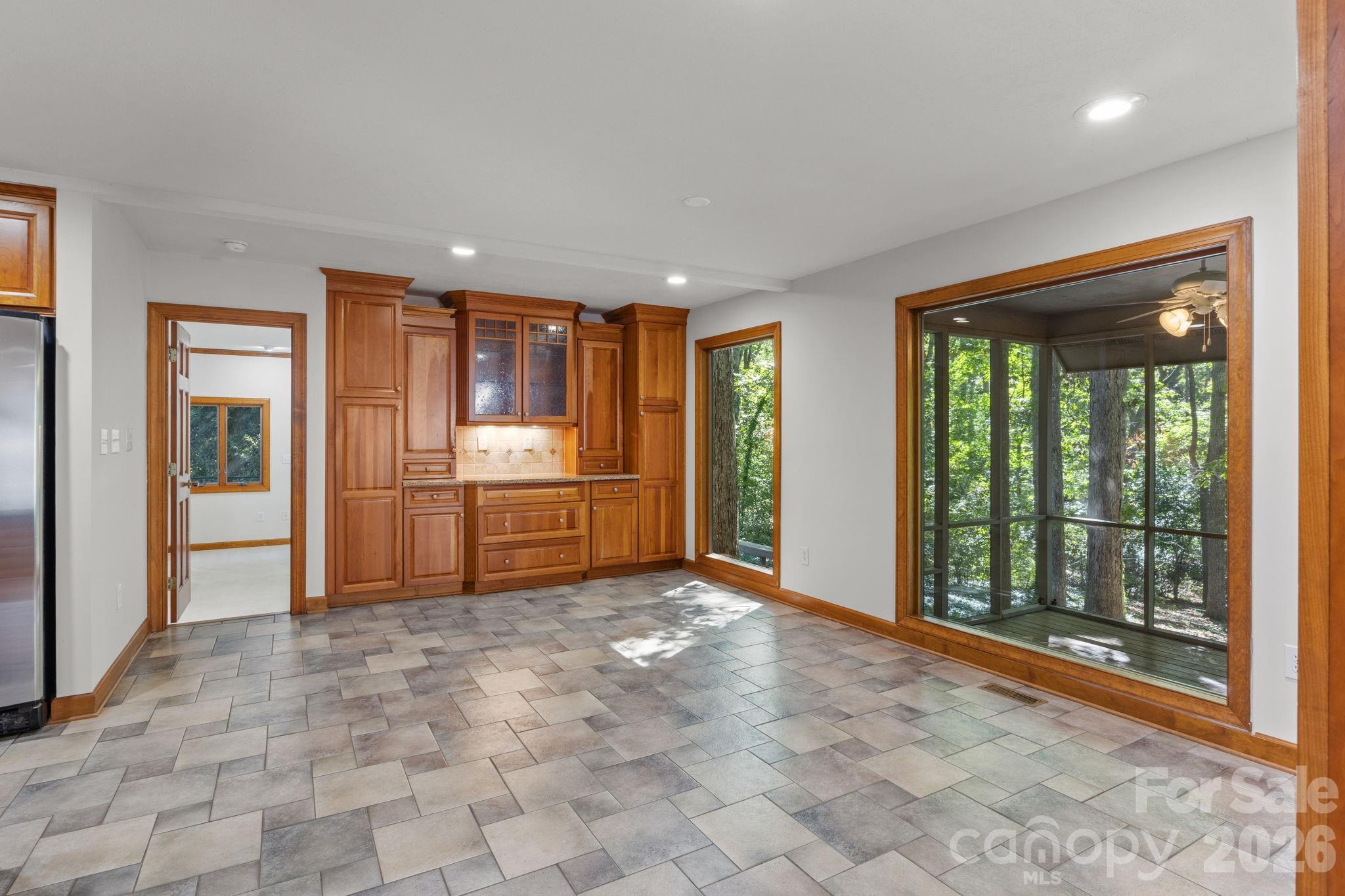 19322 Yachtman Drive Property Photo 23