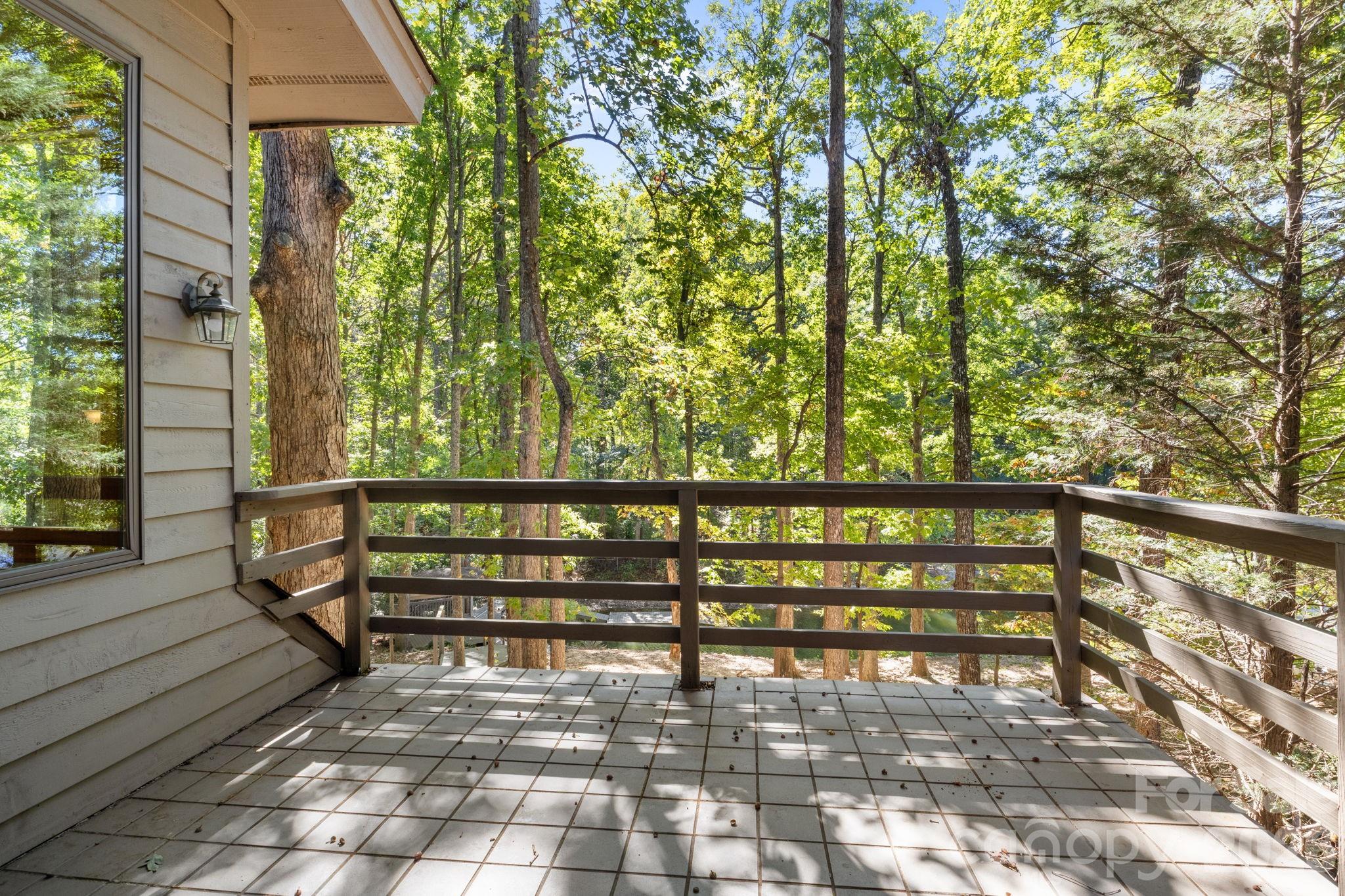 19322 Yachtman Drive Property Photo 39