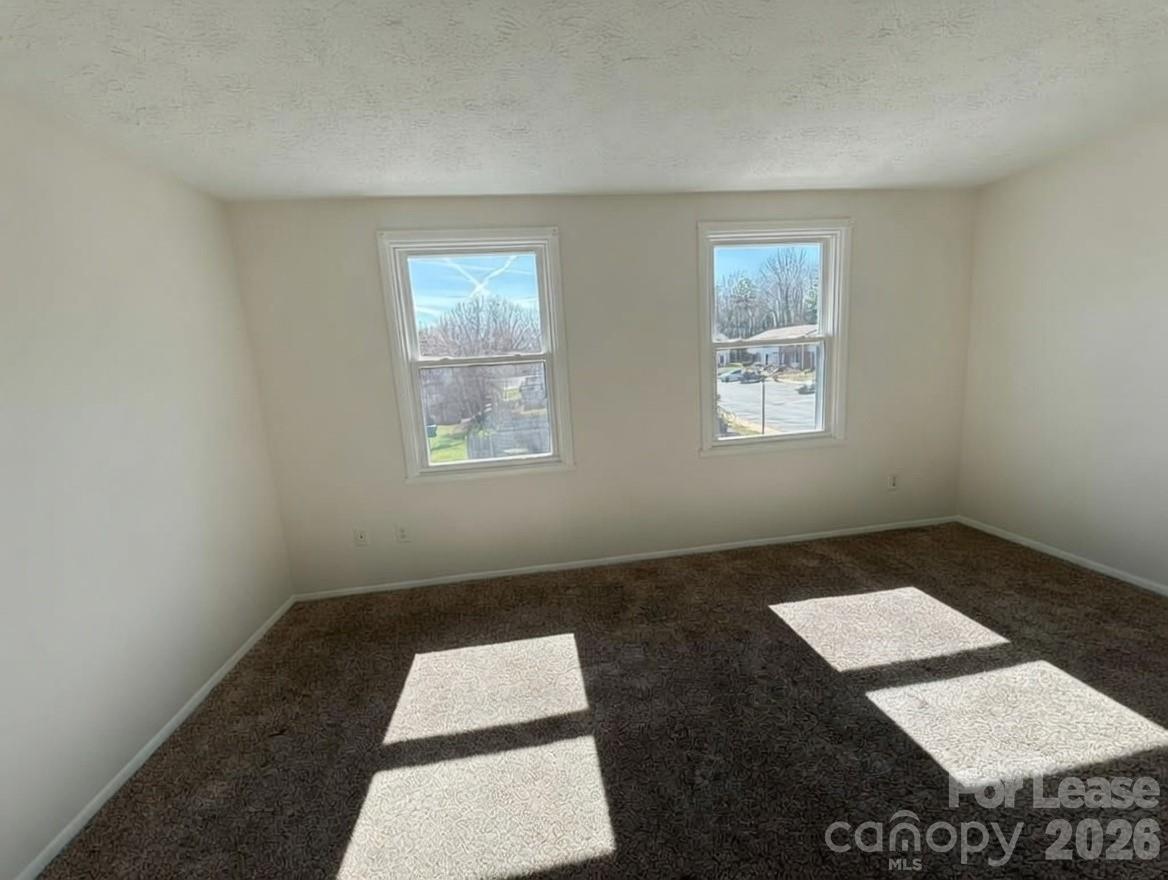 9432 Lexington Circle G Property Photo 19