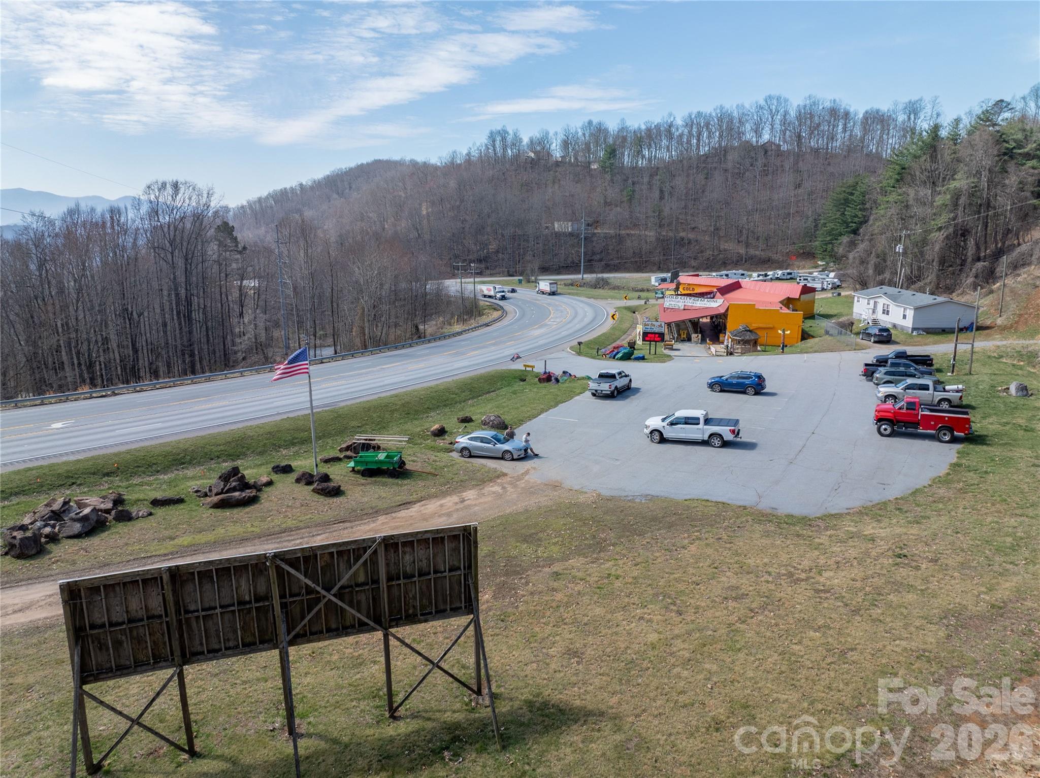 9410 Sylva Road Property Photo 5