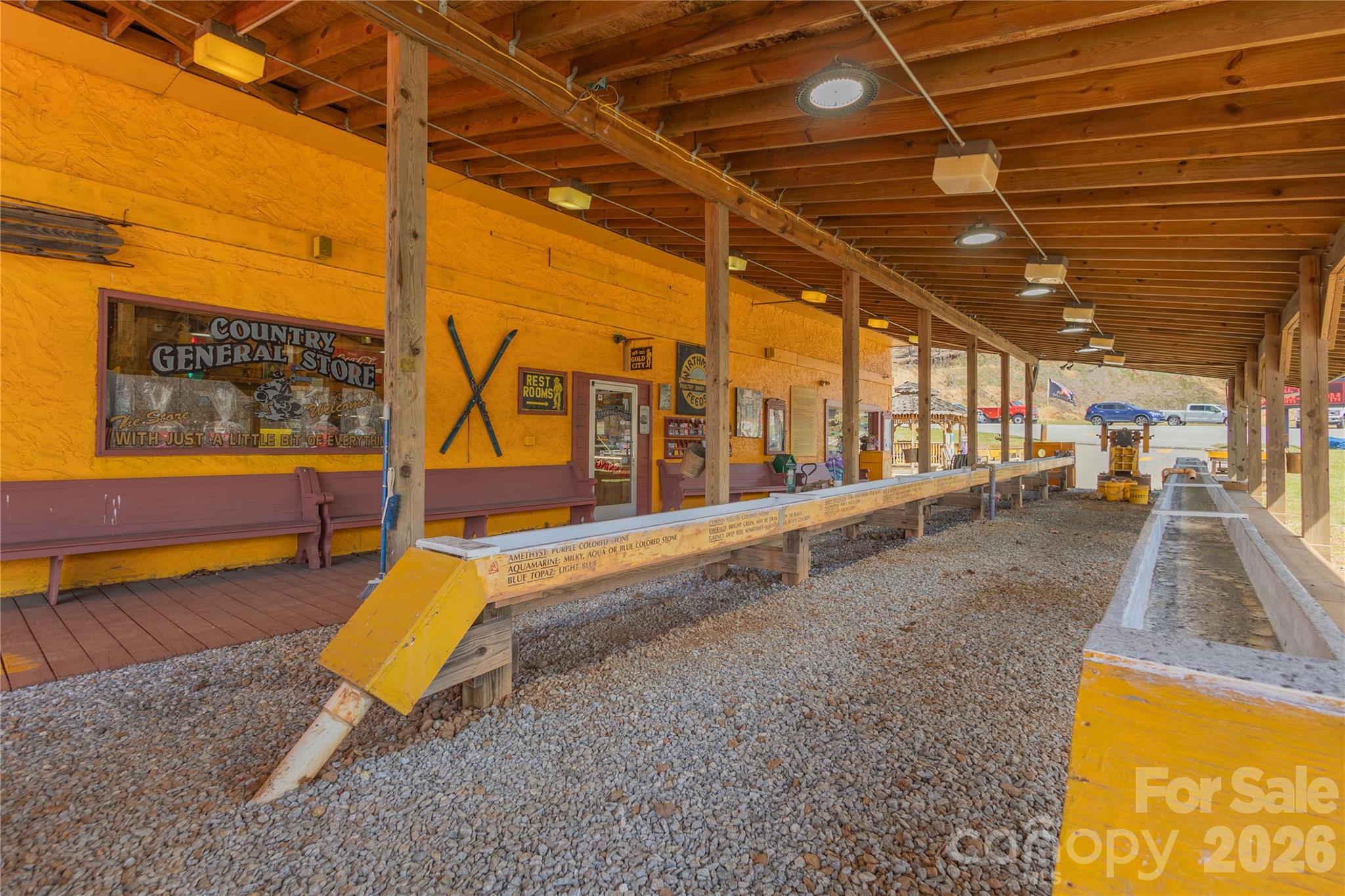 9410 Sylva Road Property Photo 10