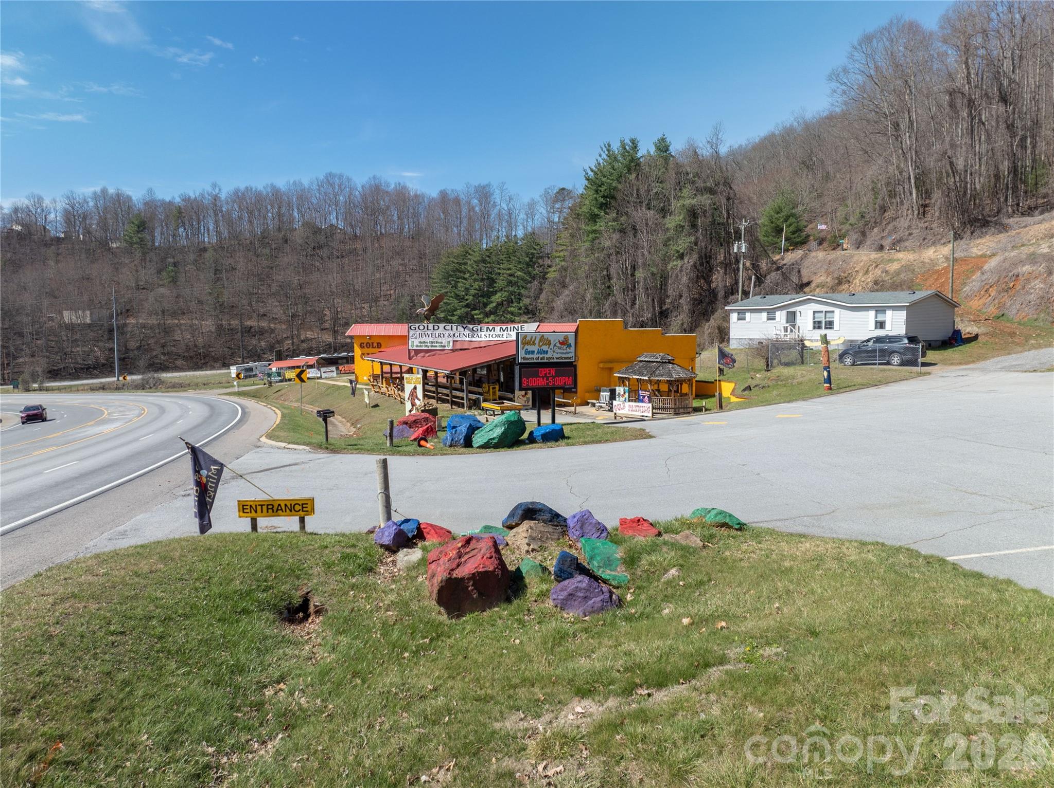 9410 Sylva Road Property Photo 25